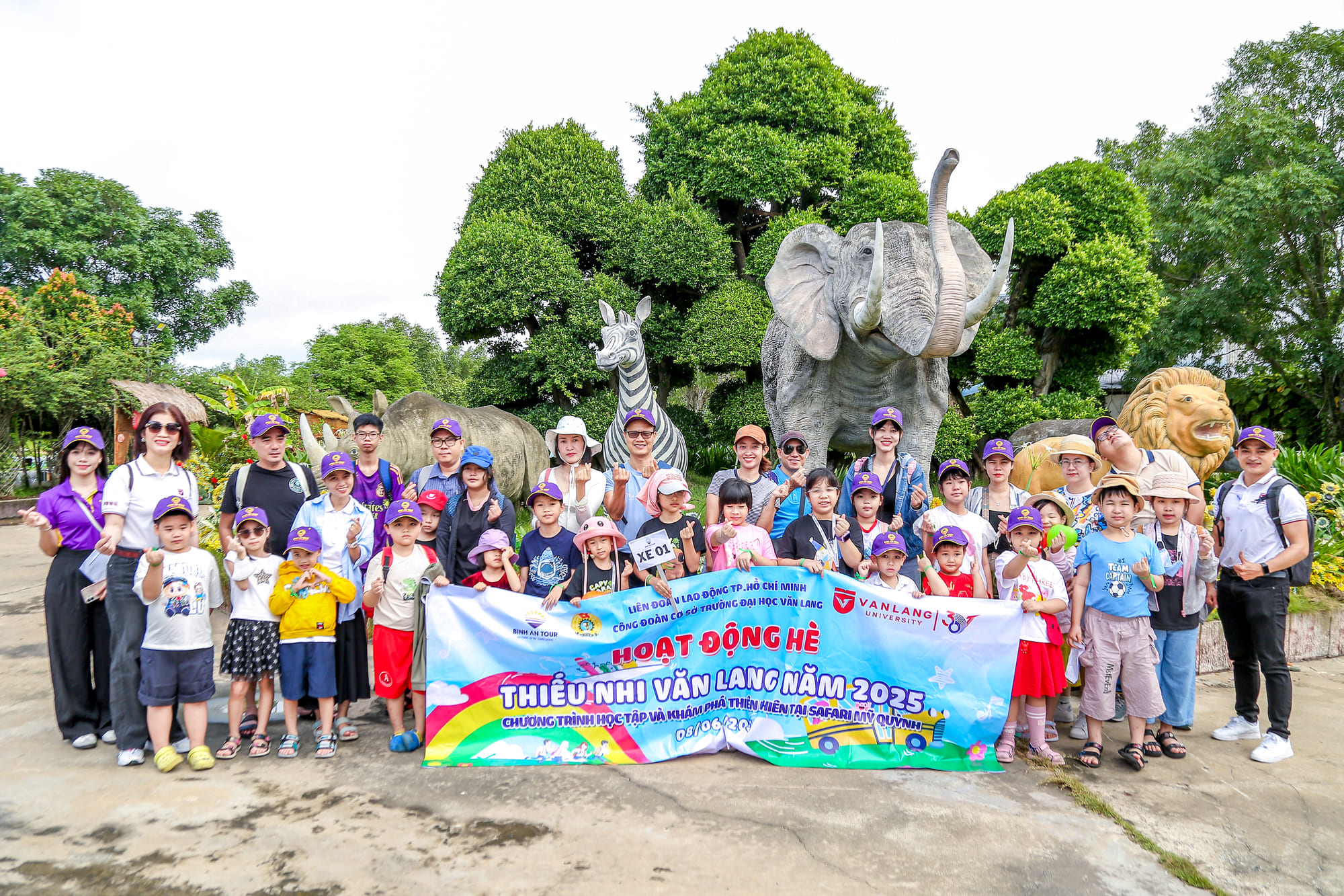 vlu-hoat-dong-he-thieu-nhi-van-lang-2025-hoc-tap-va-kham-pha-thien-nhien-tai-vuon-thu-my-quynh-long-an-a.jpg