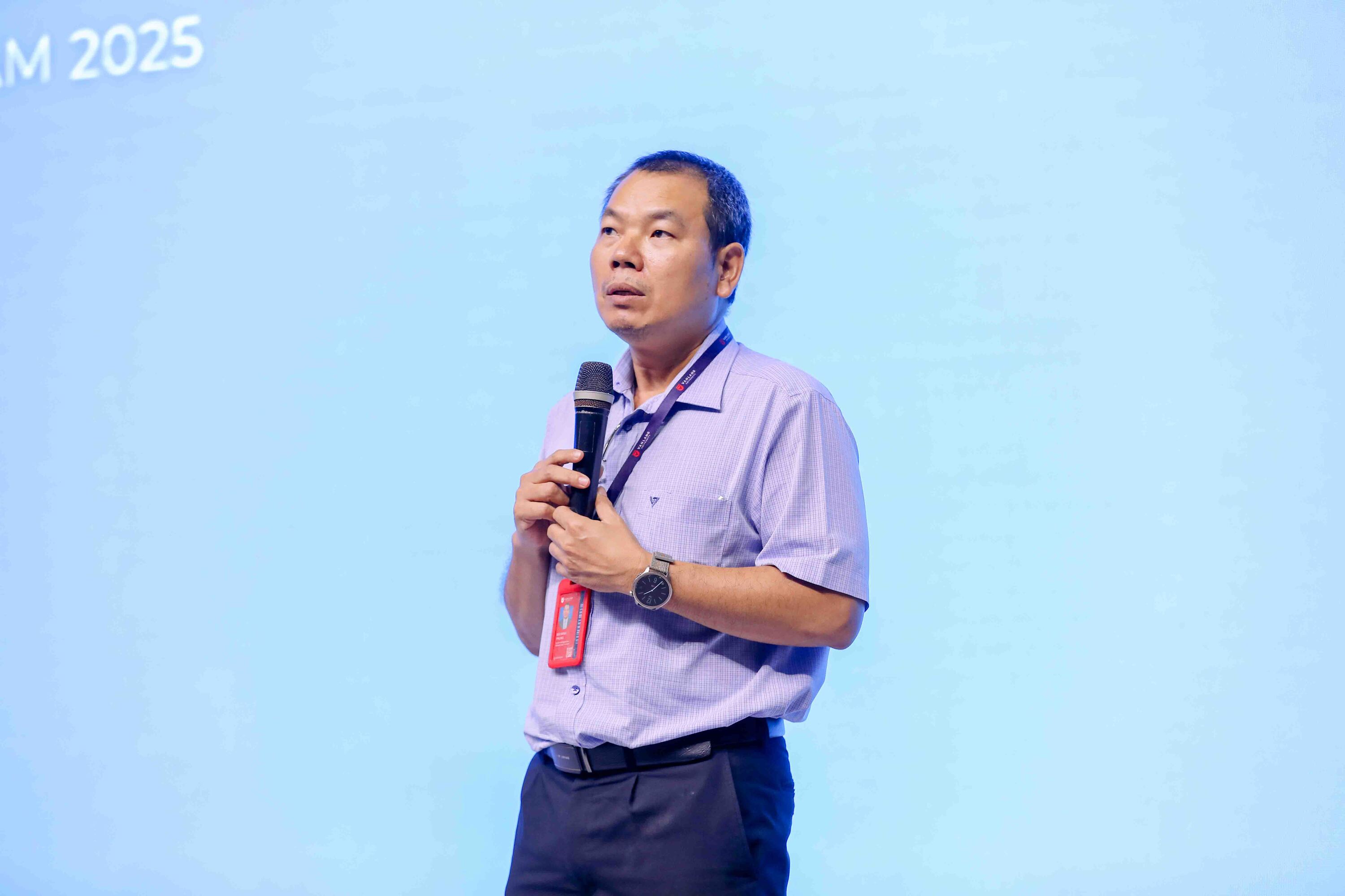 vlu-hoi-thao-aws-cloud-quest-cloud-practitioner-workshop-a.jpg