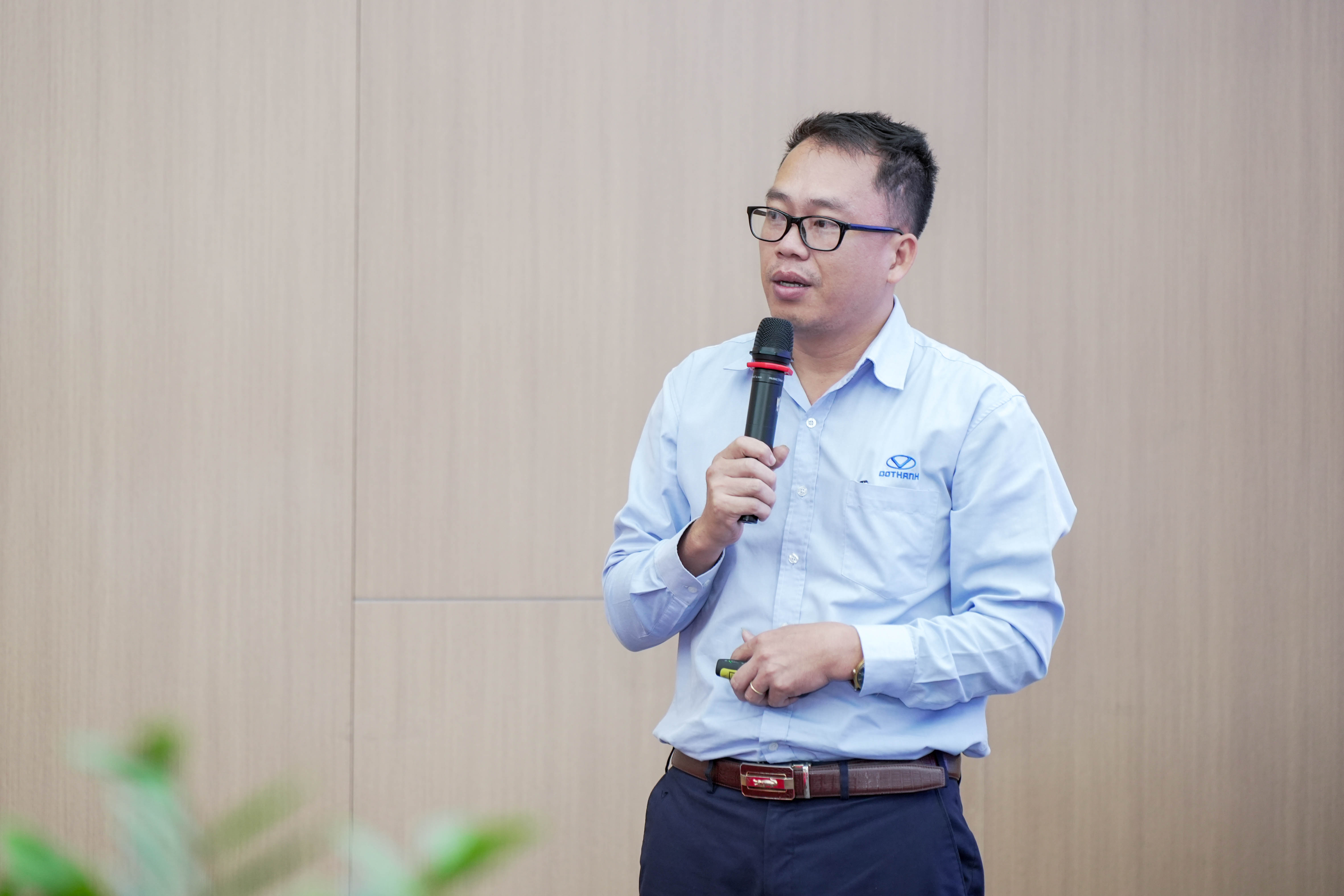 vlu-hoi-thao-co-hoi-nghe-nghiep-va-ky-nang-vuot-qua-nghich-canh-theo-hinh-mau-cua-ken-c.jpg