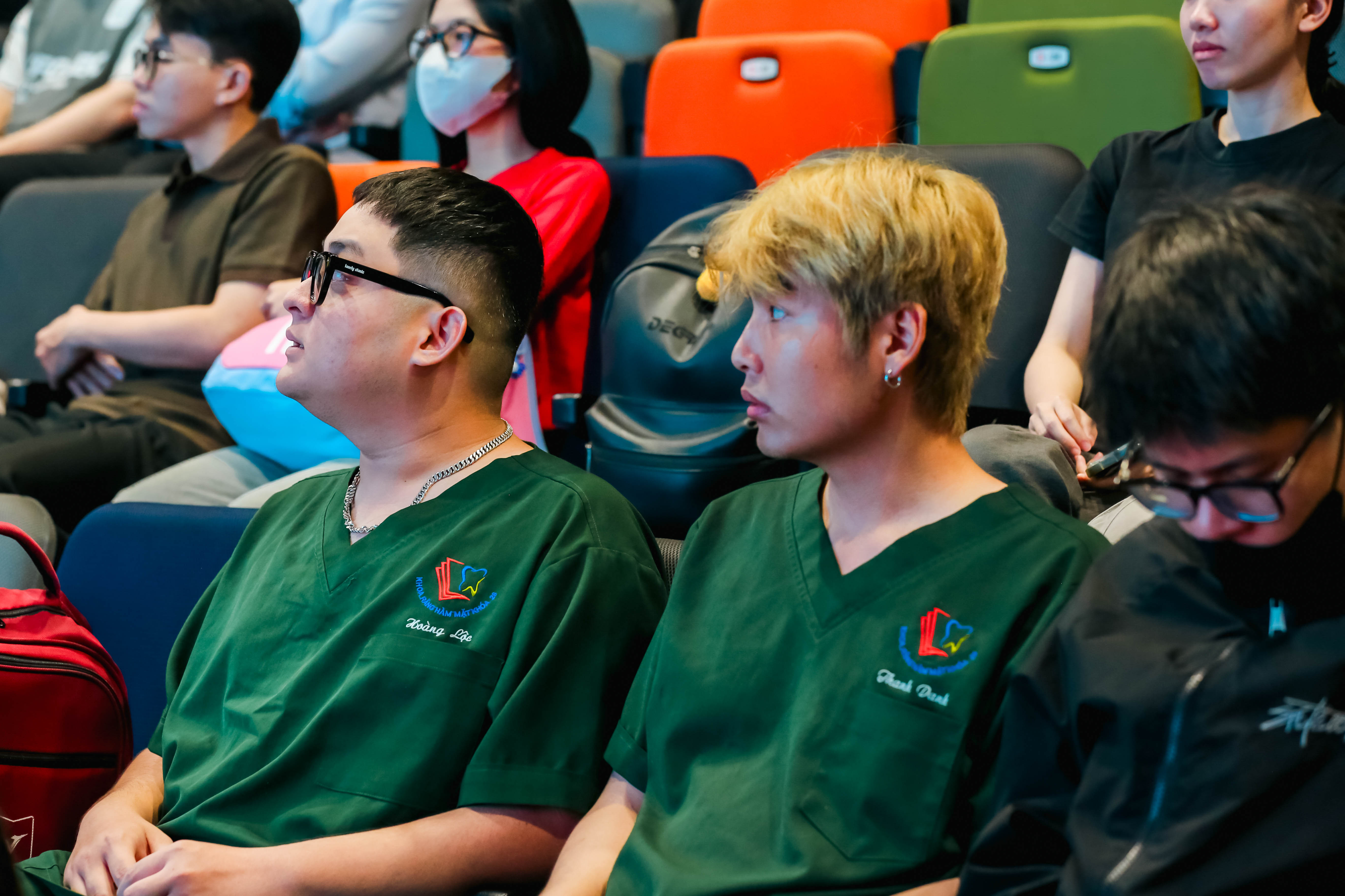 vlu-hoi-thao-periodontology-va-implant-interface-symposium-e.jpg