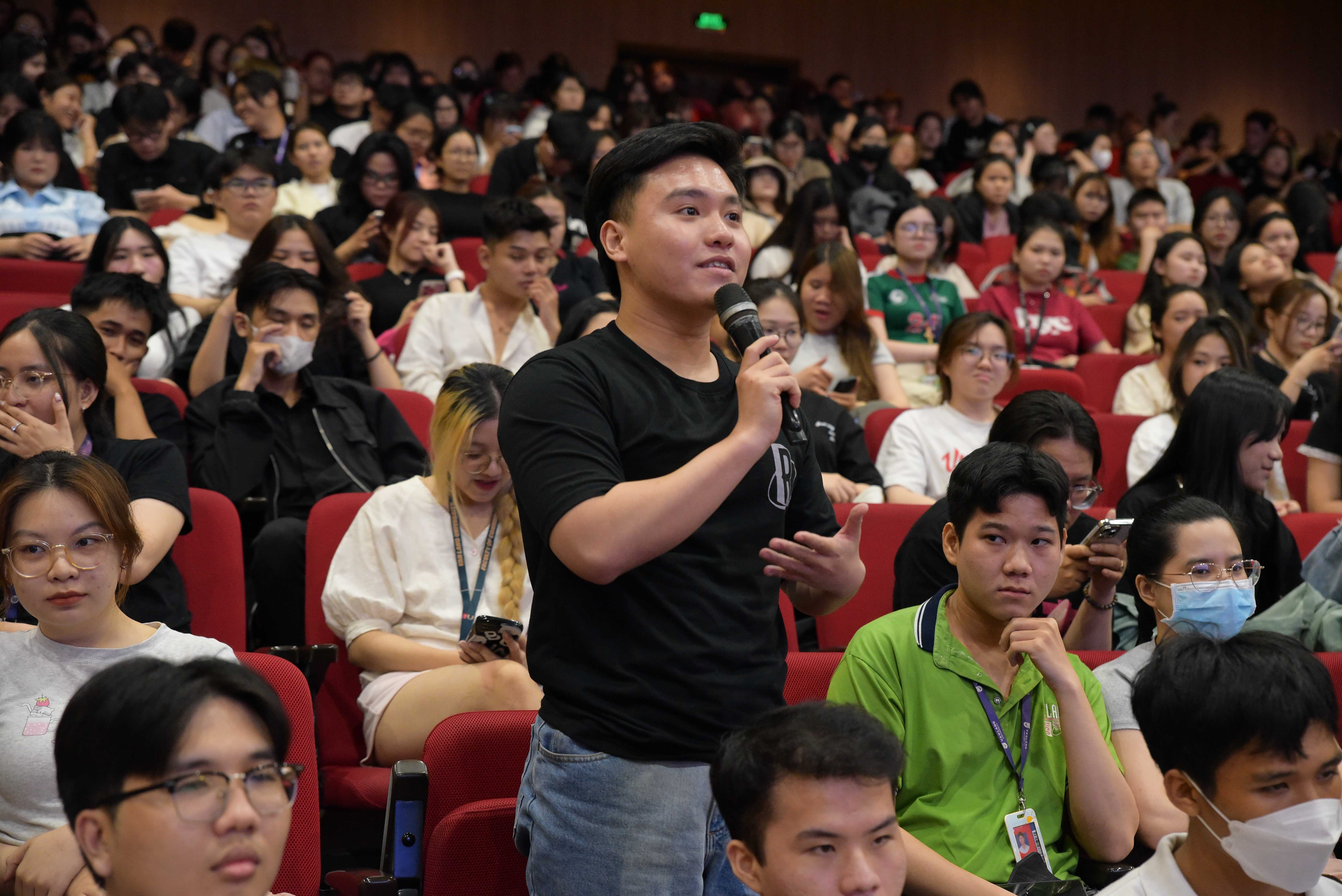 vlu-hoi-thao-ready-set-intern-chinh-phuc-ky-thuc-tap-d.jpg