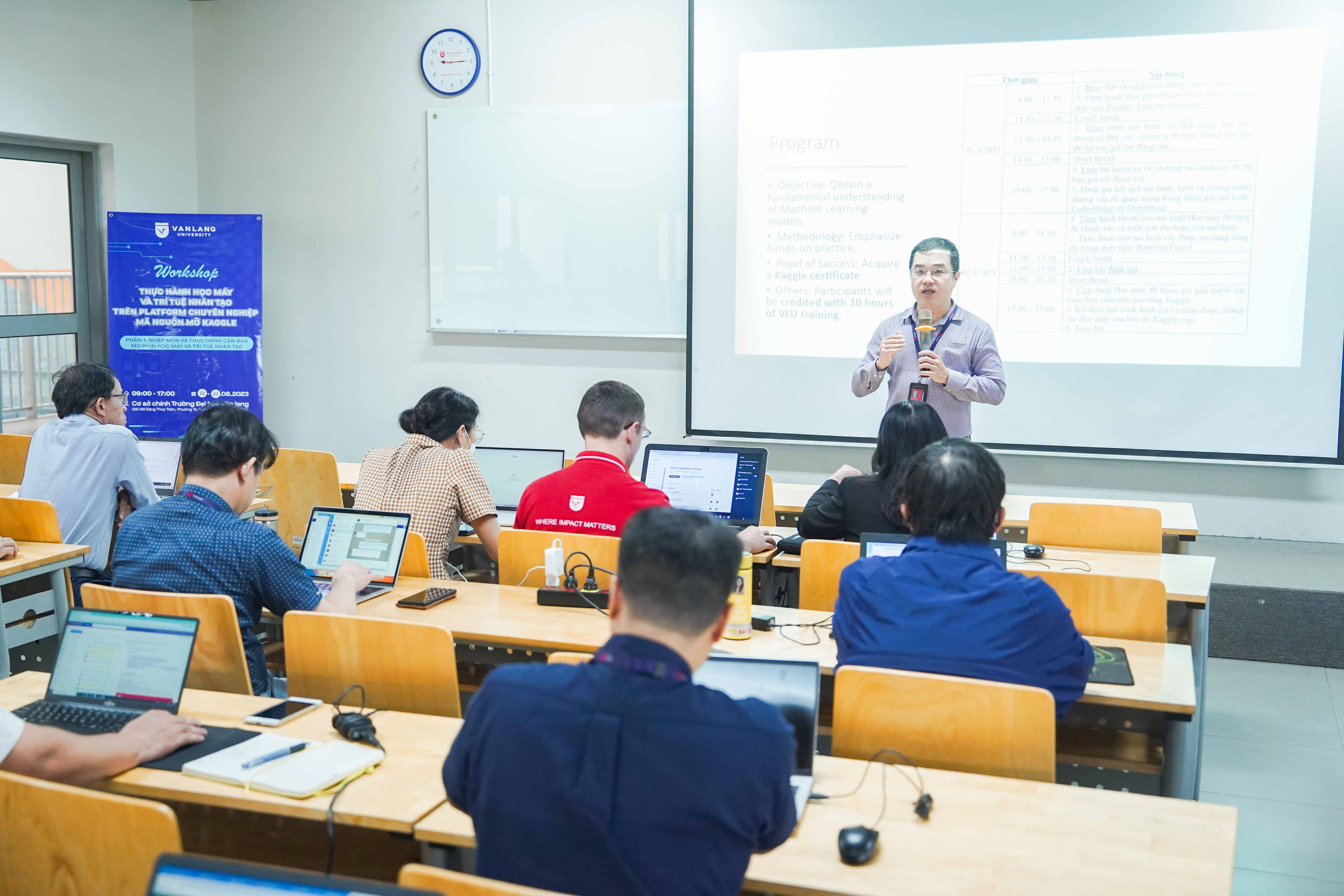 vlu-huong-dan-workshop-thuc-hanh-hoc-may-va-tri-tue-nhan-tao-tren-platform-chuyen-nghiep-ma-nguon-mo-kaggle-d.jpg