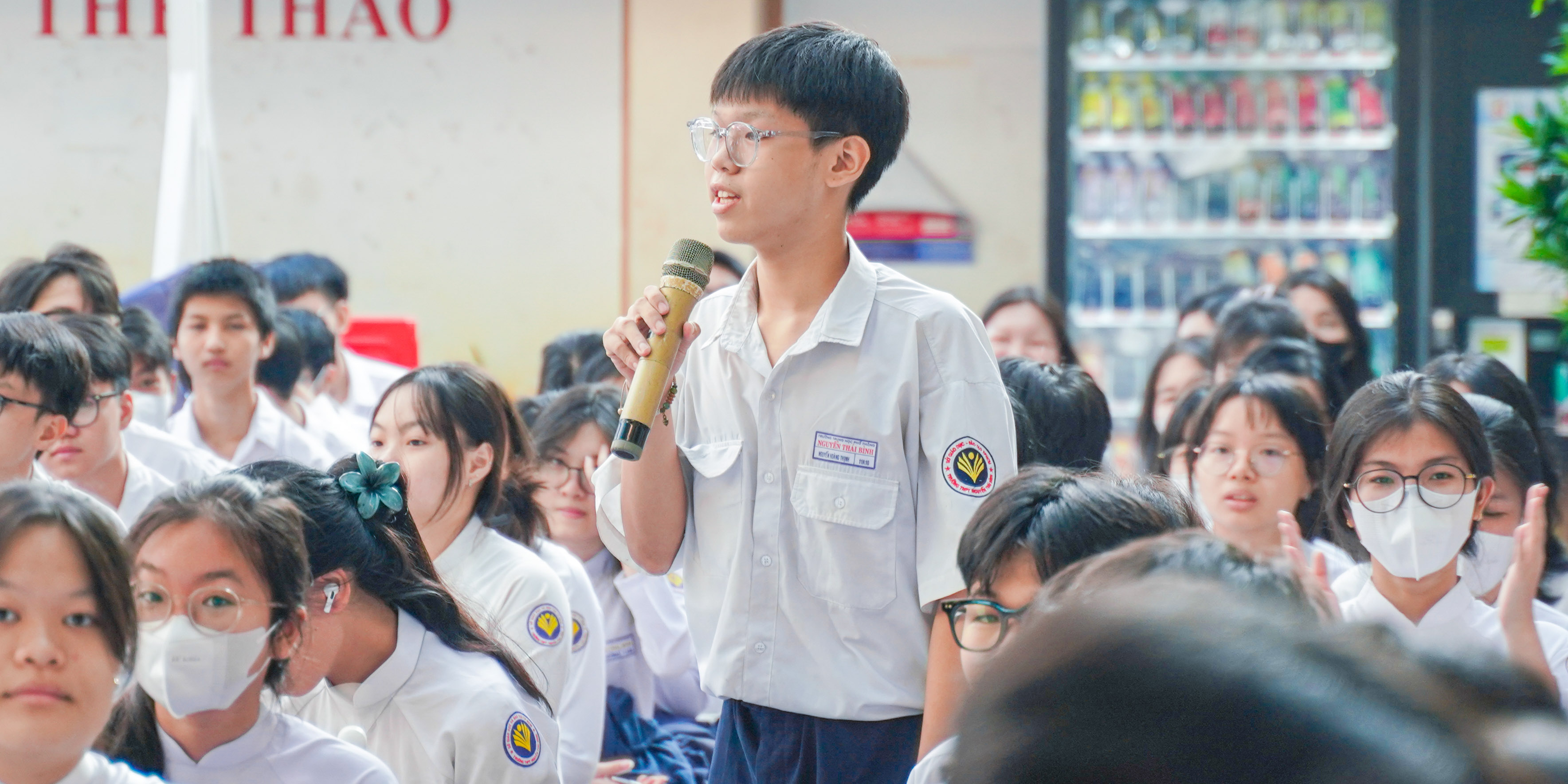 vlu-huong-nghiep-quan-ly-tai-chinh-ca-nhan-cho-hoc-sinh-thpt-nguyen-thai-binh-tp.hcm-c.jpg