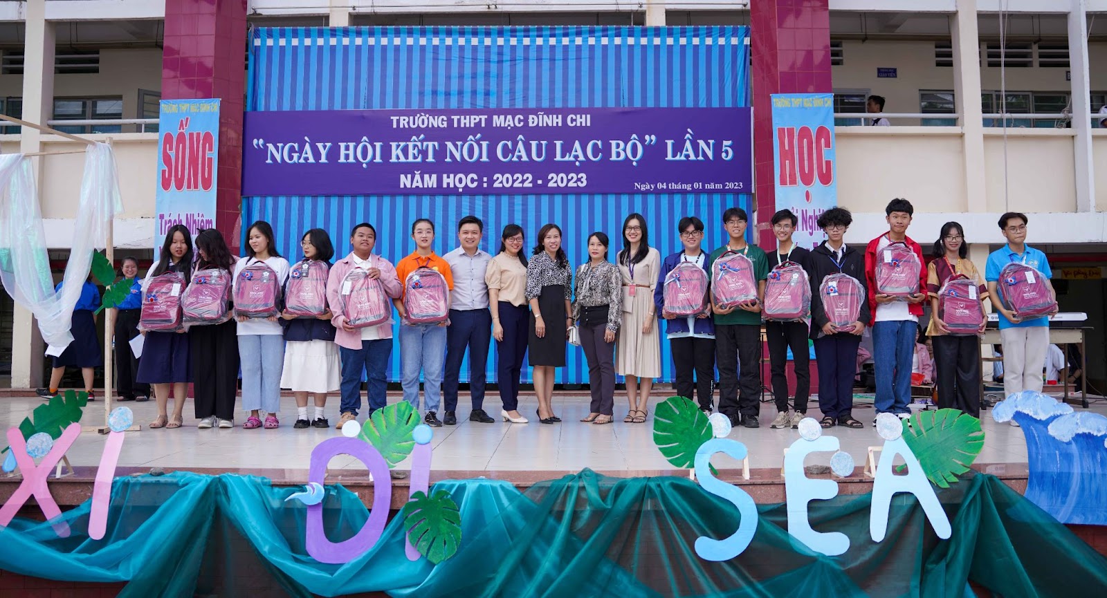 vlu-ket-noi-clb-thpt-mac-dinh-chi-d.jpg