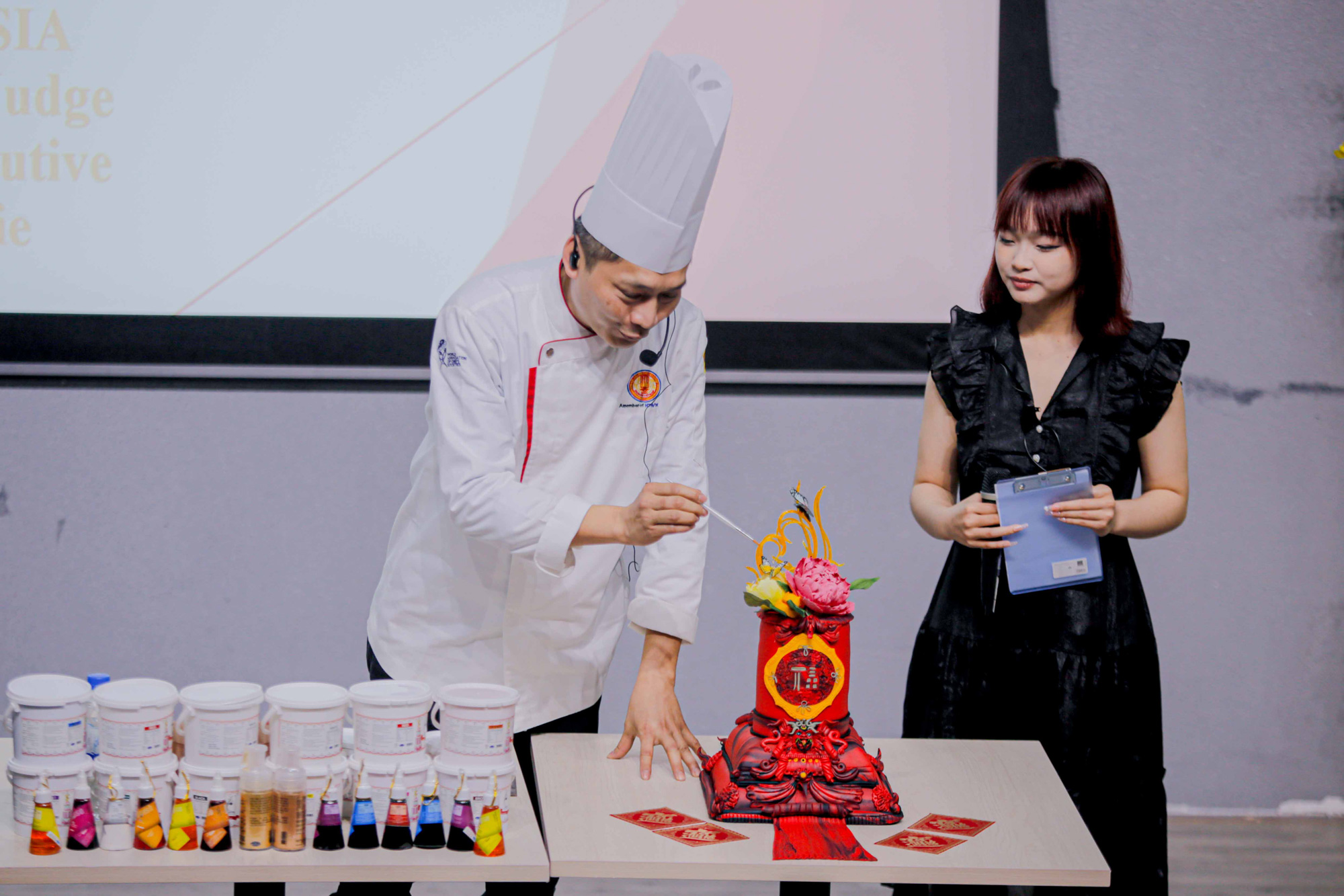 vlu-kham-pha-am-thuc-singapore-c.jpg