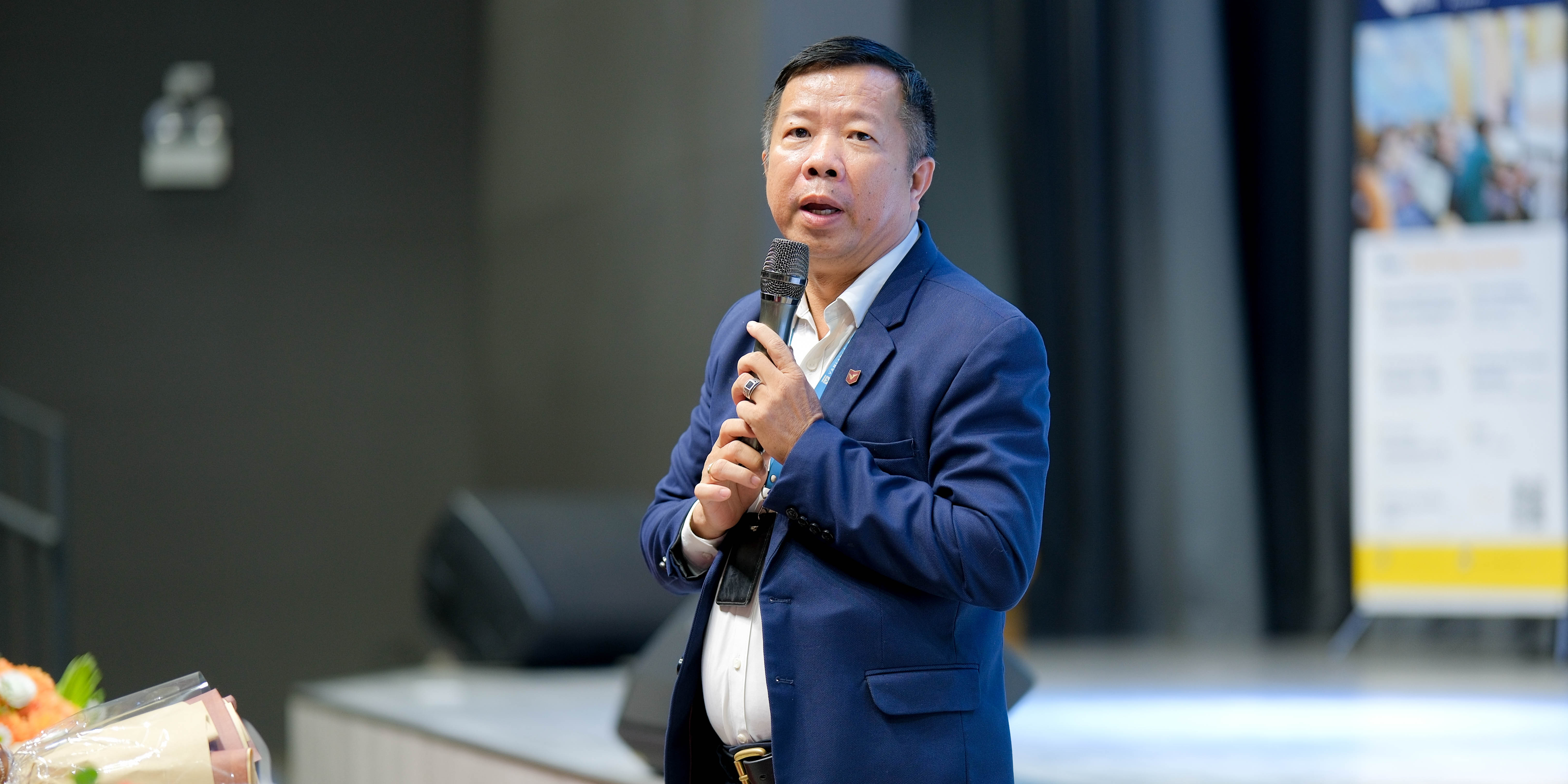 vlu-kham-pha-giai-phap-xay-dung-cong-nghe-xanh-tai-hoi-thao-mo-phong-hieu-nang-cong-trinh-huong-den-net-zero-a.jpg