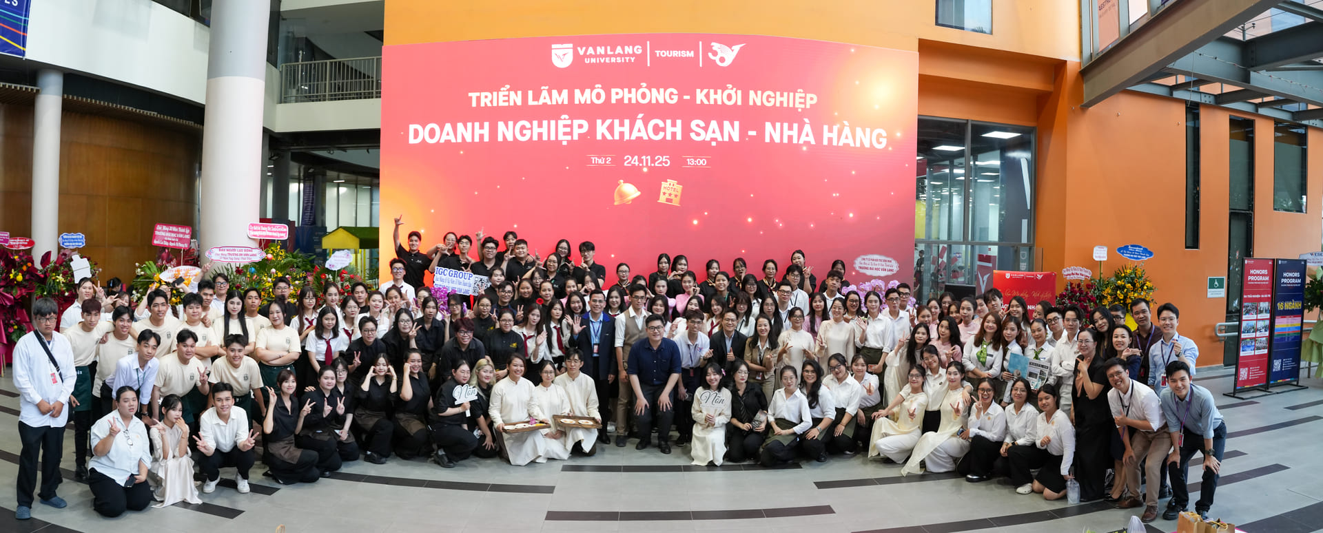 vlu-khoa-du-lich-tong-ket-hoc-phan-khoi-nghiep-trong-khach-san-nha-hang-va-mo-phong-d.jpg