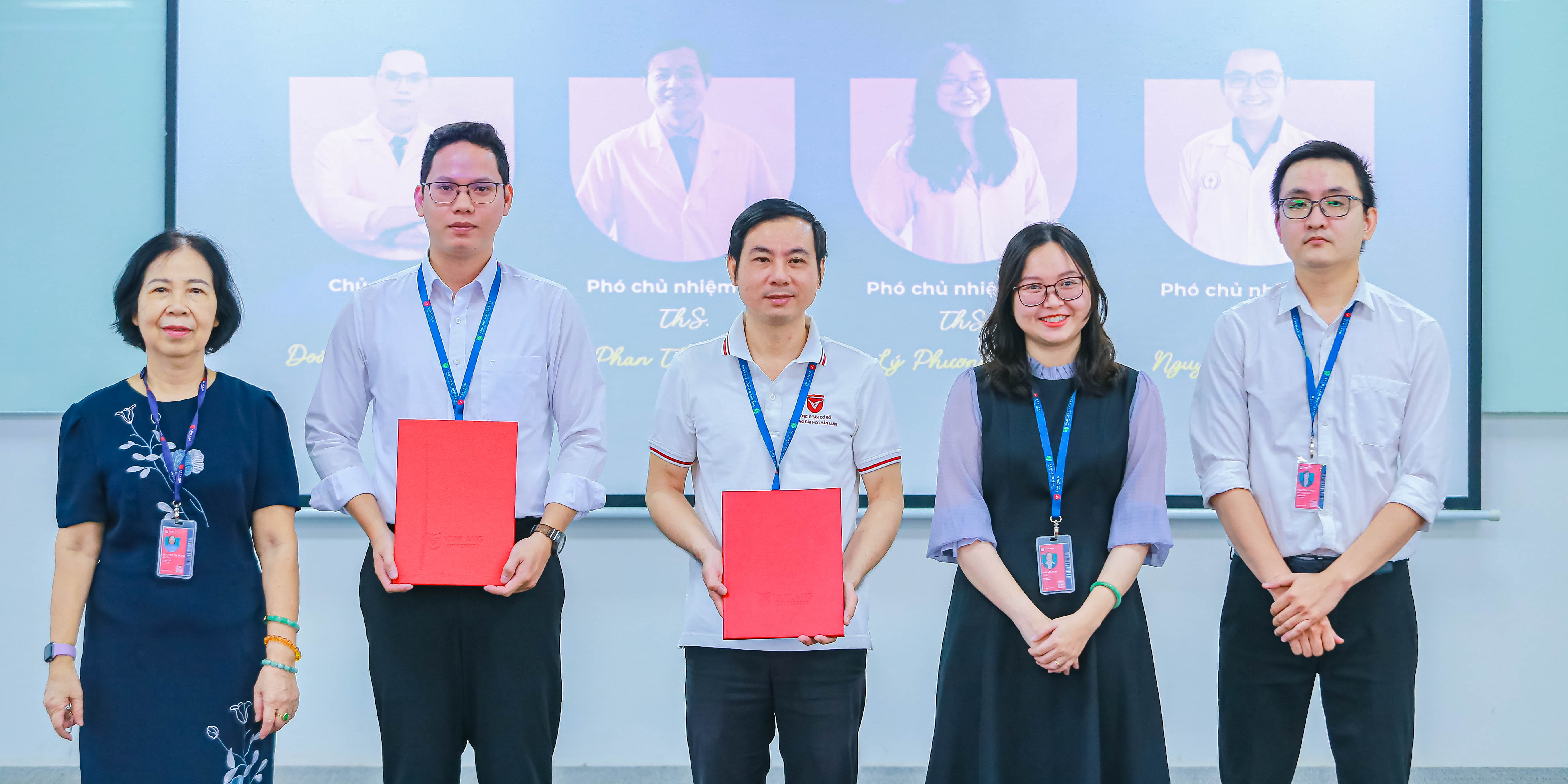 vlu-khoa-duoc-ra-mat-cau-lac-bo-sinh-vien-nghien-cuu-khoa-hoc-b.jpg