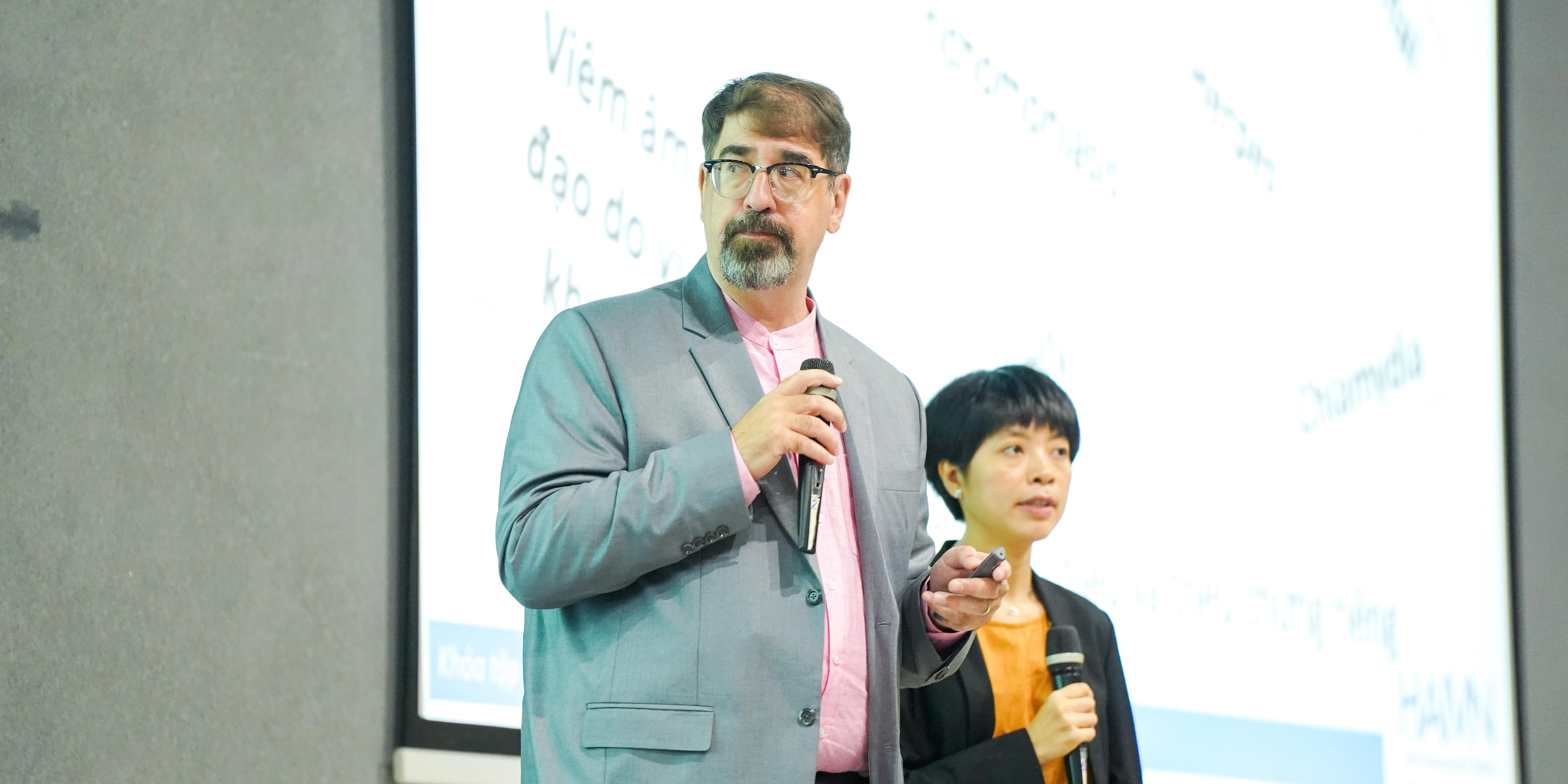 vlu-khoa-duoc-to-chuc-talkshow-tro-chuyen-cung-chuyen-gia_-da-dang-gioi-va-suc-khoe-tinh-duc-d.jpg