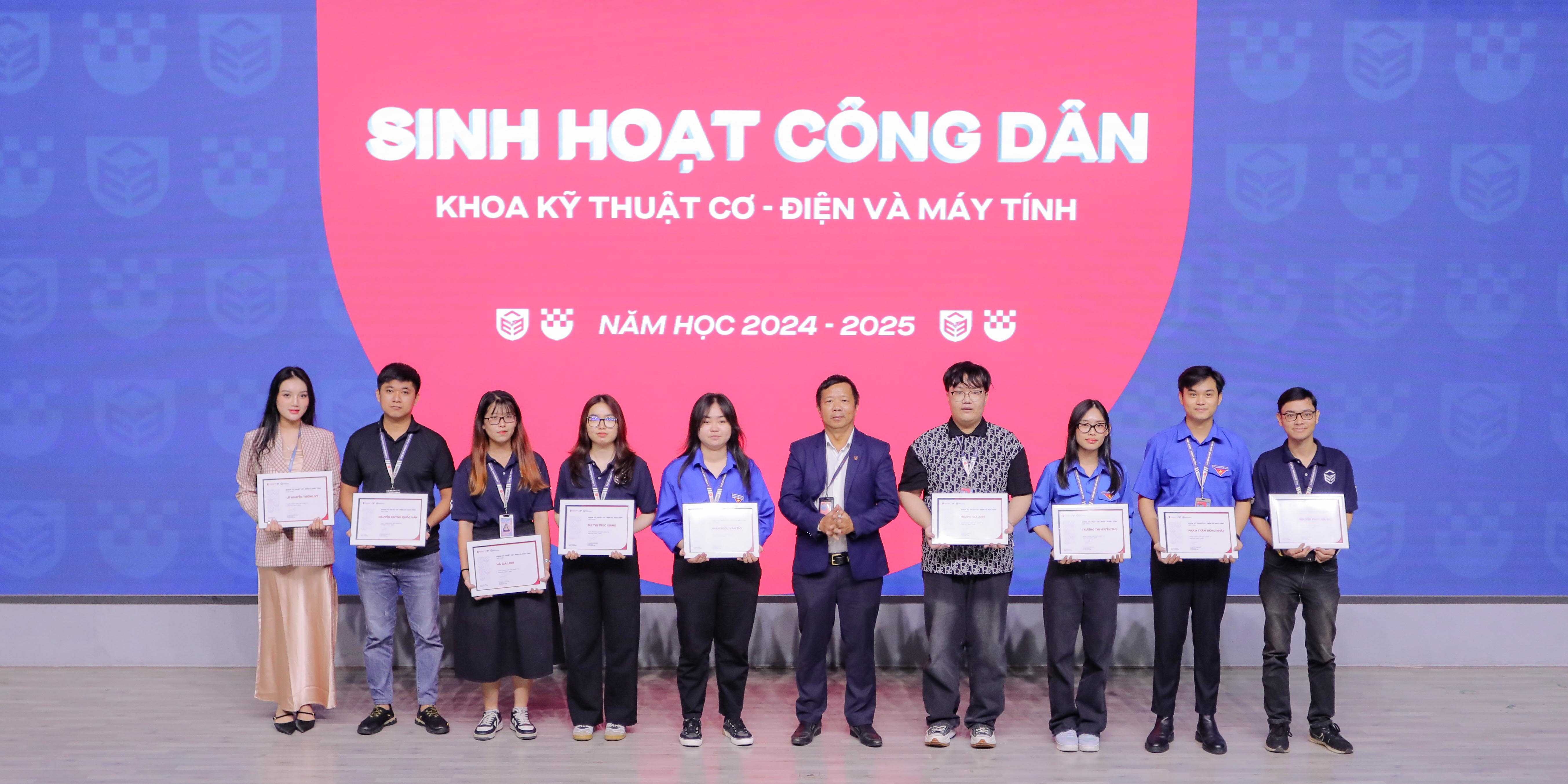 vlu-khoa-ky-thuat-co-dien-may-tinh-to-chuc-sinh-hoat-cong-dan-va-dinh-huong-cho-sinh-vien-e.jpg