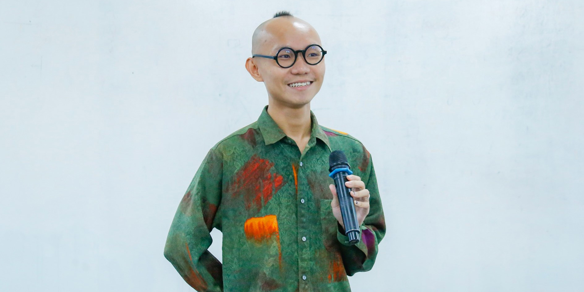 vlu-khoa-my-thuat-va-thiet-ke-to-chuc-workshop-thuc-nghiem-kham-pha-may-hoc-va-ung-dung-cua-may-moc-trong-sang-tao-d.jpg