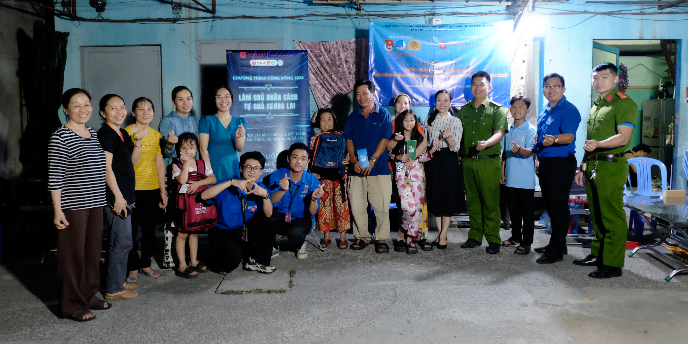 vlu-khoa-tai-chinh-ngan-hang-ho-tro-ba-con-lam-chu-ngan-sach-tu-chu-tuong-lai-b.jpg