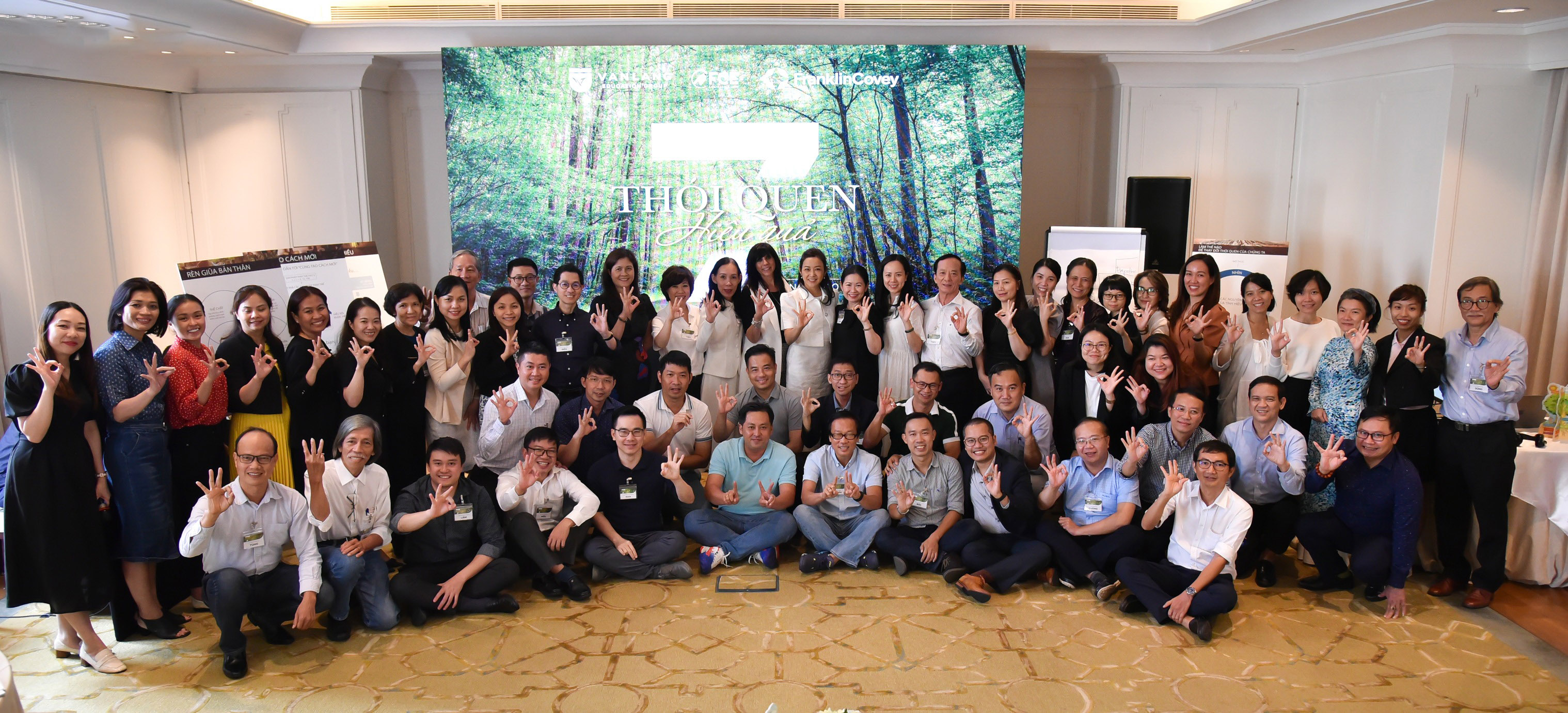 vlu-khoi-dong-chuong-trinh-7-thoi-quen-hieu-qua-danh-cho-lanh-dao-truong-dai-hoc-van-lang-a.jpg