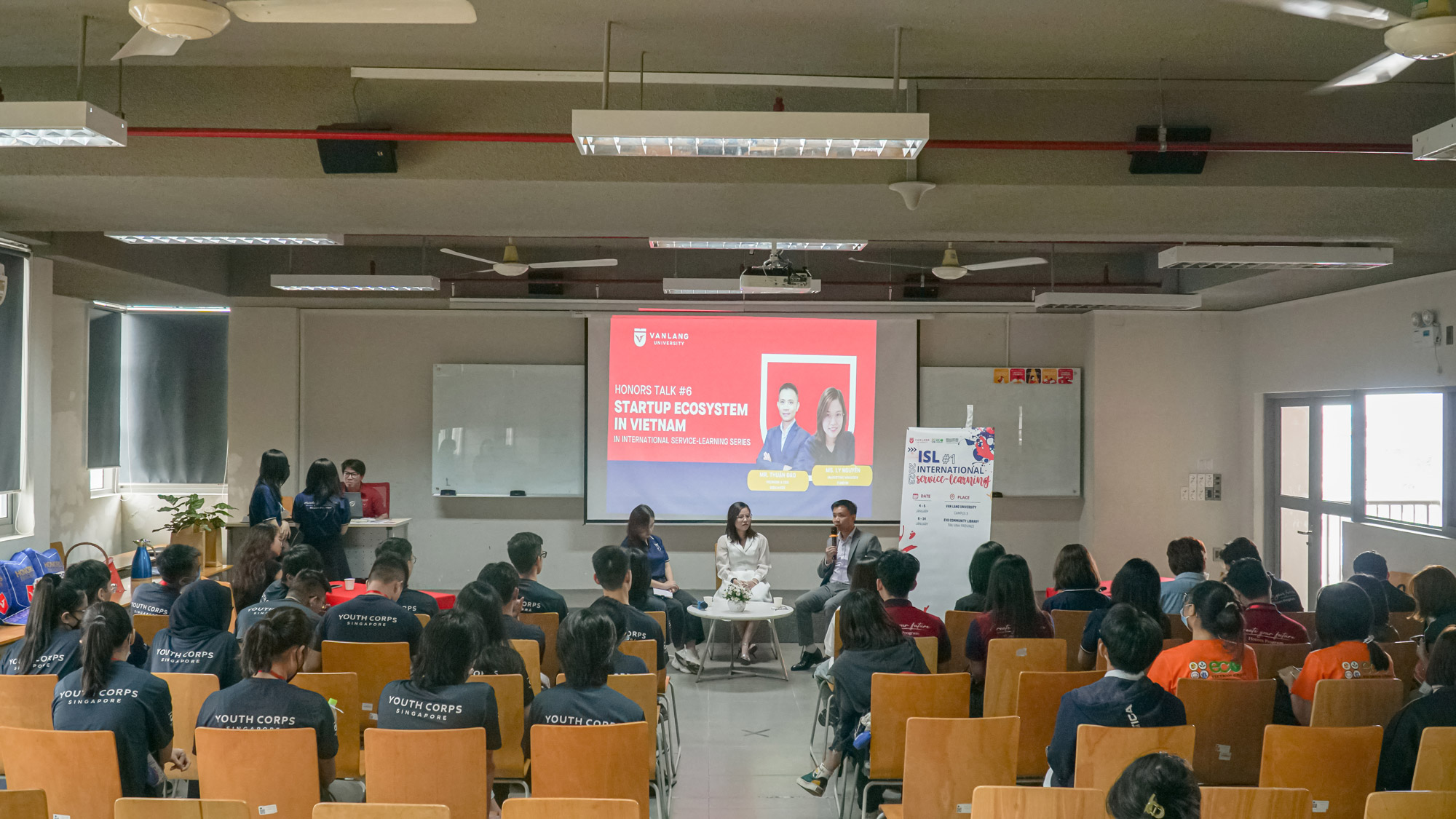 vlu-khoi-nghiep-cung-honor-talk-6-a.jpg