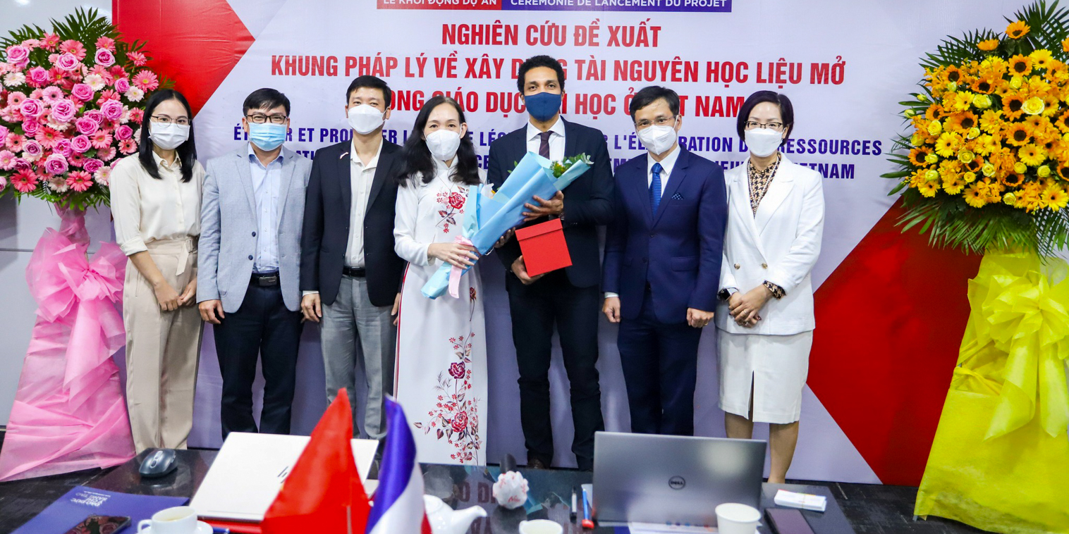 vlu-la-thanh-vien-tich-cuc-cua-to-chuc-dai-hoc-phap-ngu-auf-h.jpg