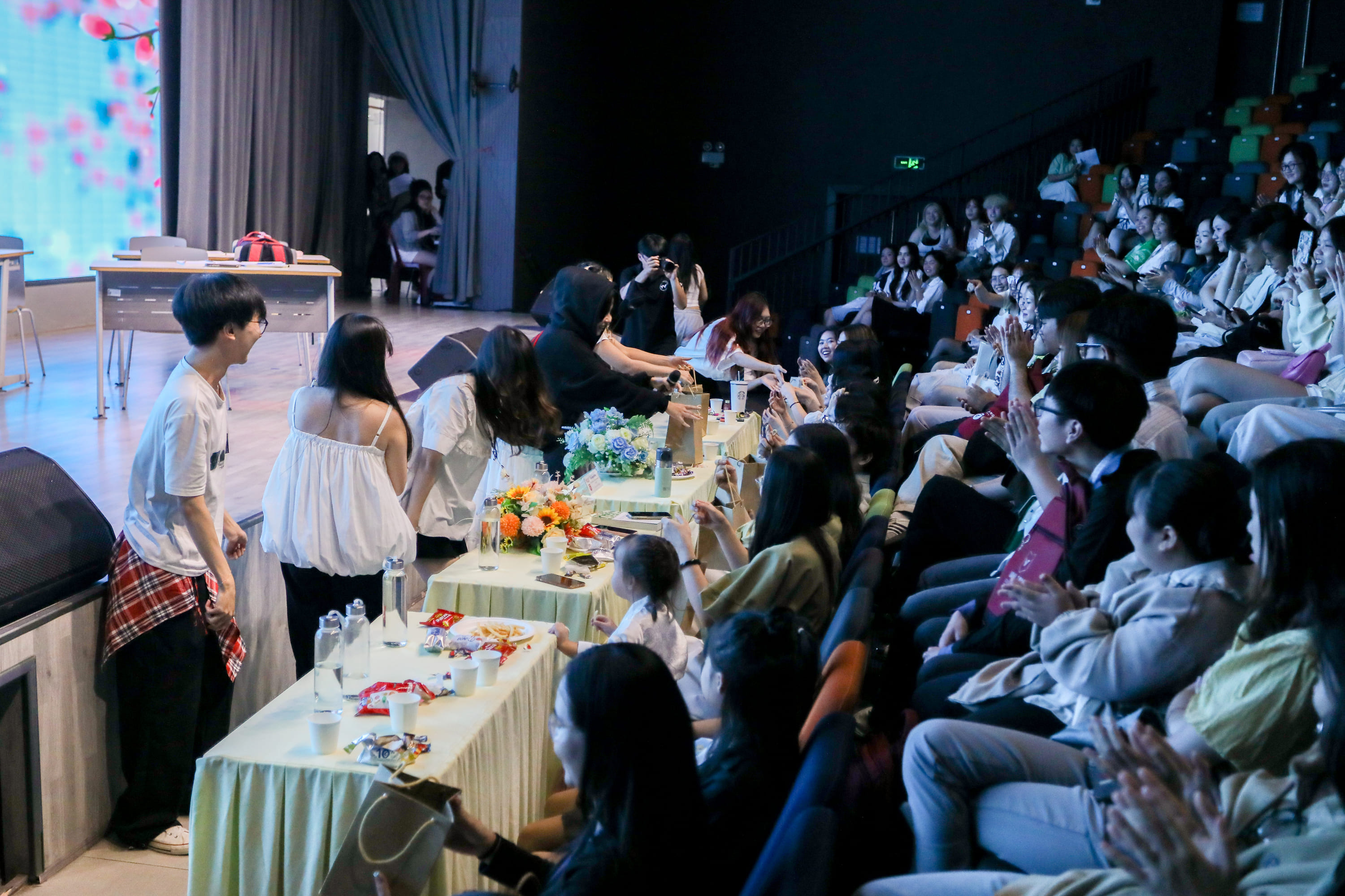 vlu-mugunghwa-2025-vuon-de-kien-tao-nhung-gia-tri-day-ban-sac-c.jpg