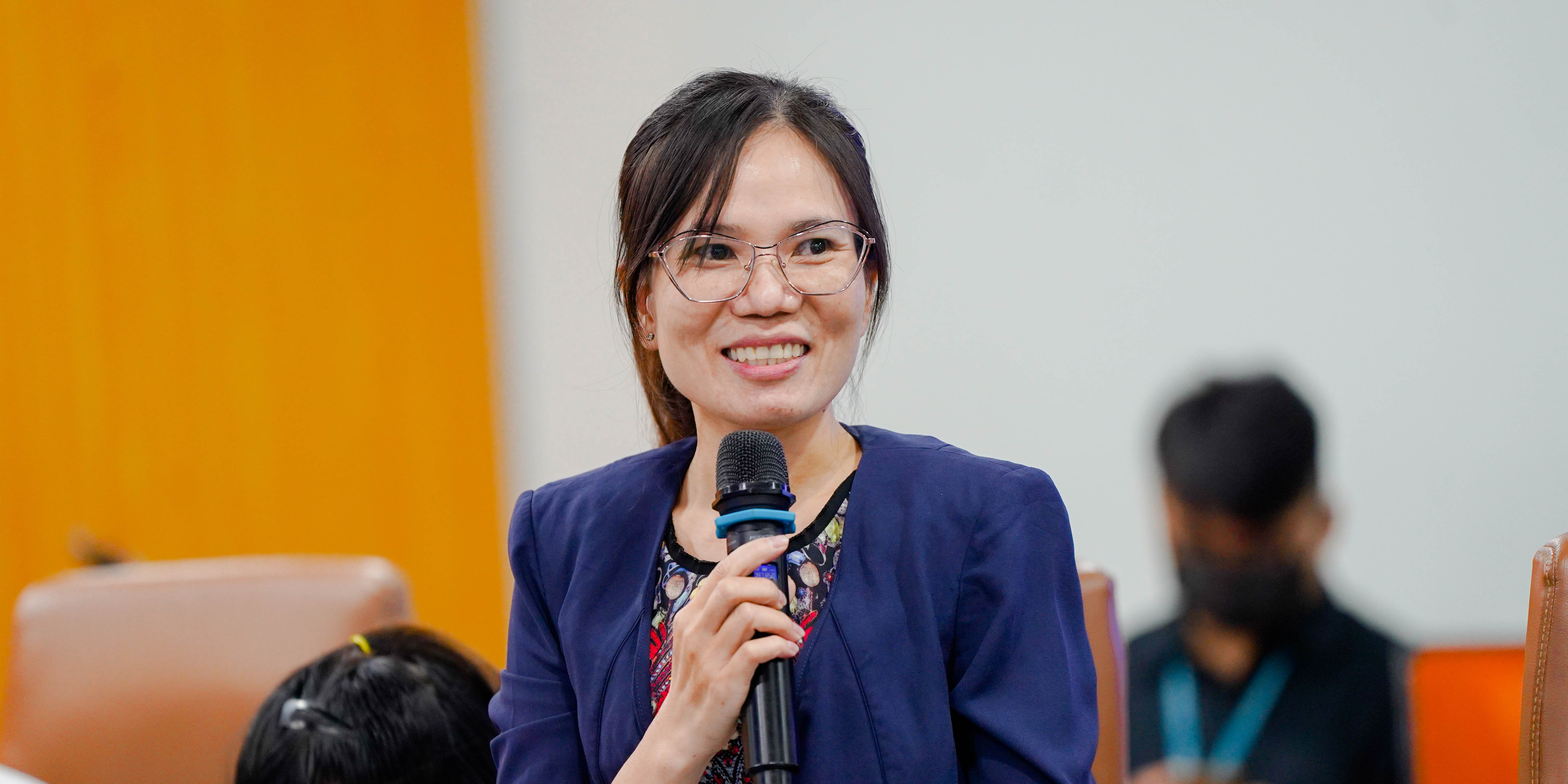 vlu-nang-cao-chat-luong-nguon-nhan-luc-voi-nhieu-hoat-dong-dao-tao-noi-bo-d.jpg