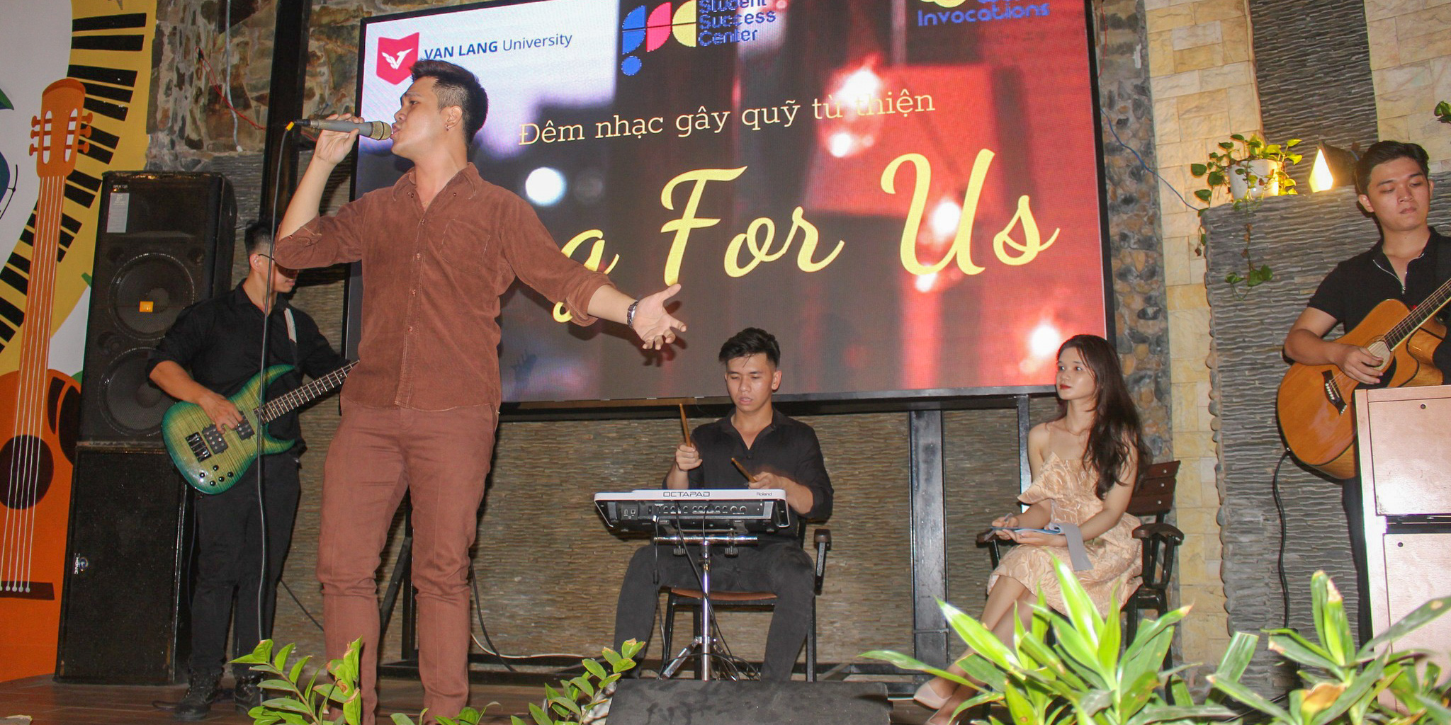 vlu-sing-for-us-dem-nhac-gay-quy-tu-thien-b.jpg