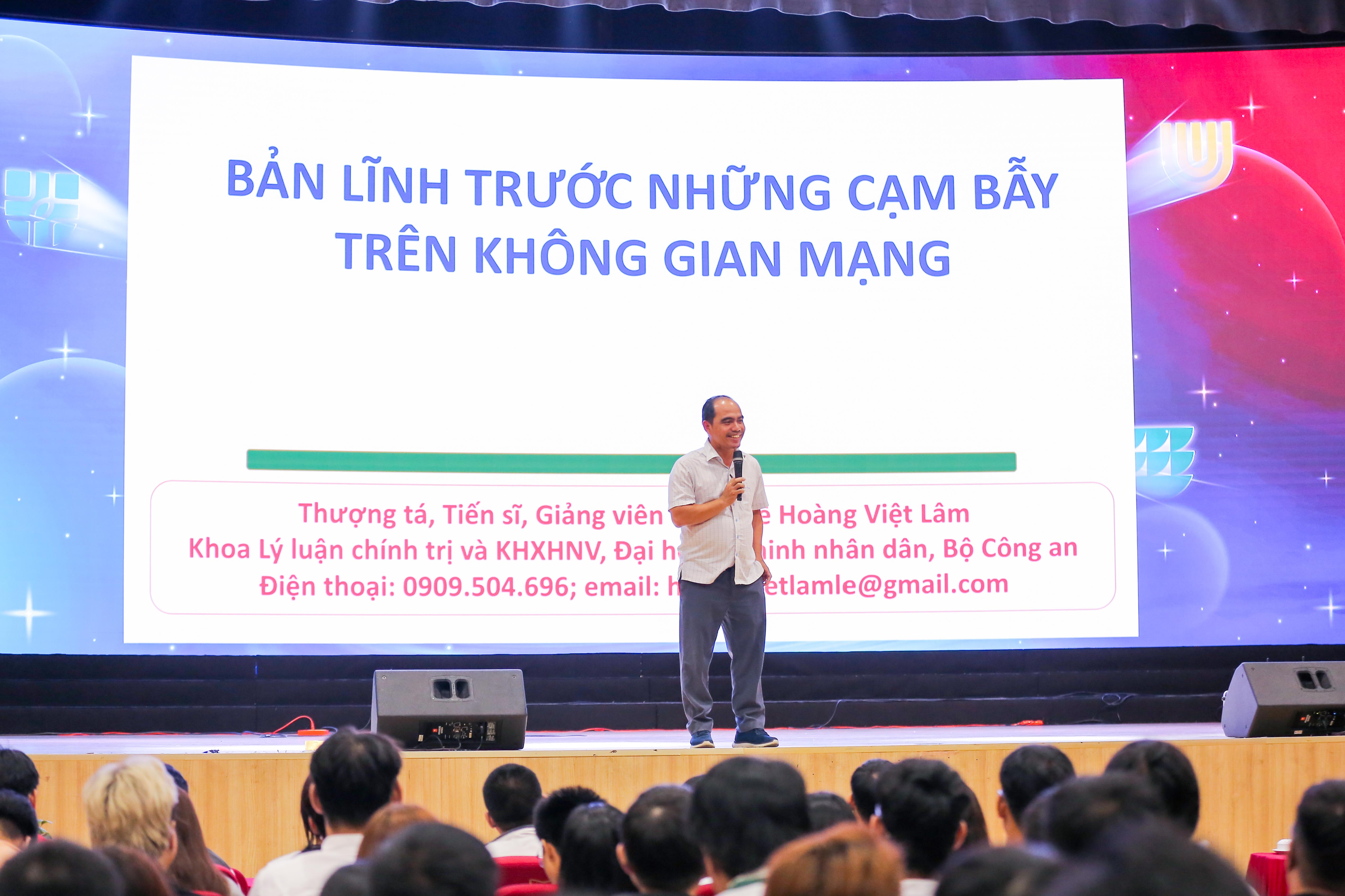 vlu-sinh-vien-cac-khoa-khoi-dong-nam-hoc-moi-voi-chuoi-sinh-hoat-cong-dan-dau-khoa-f.jpg