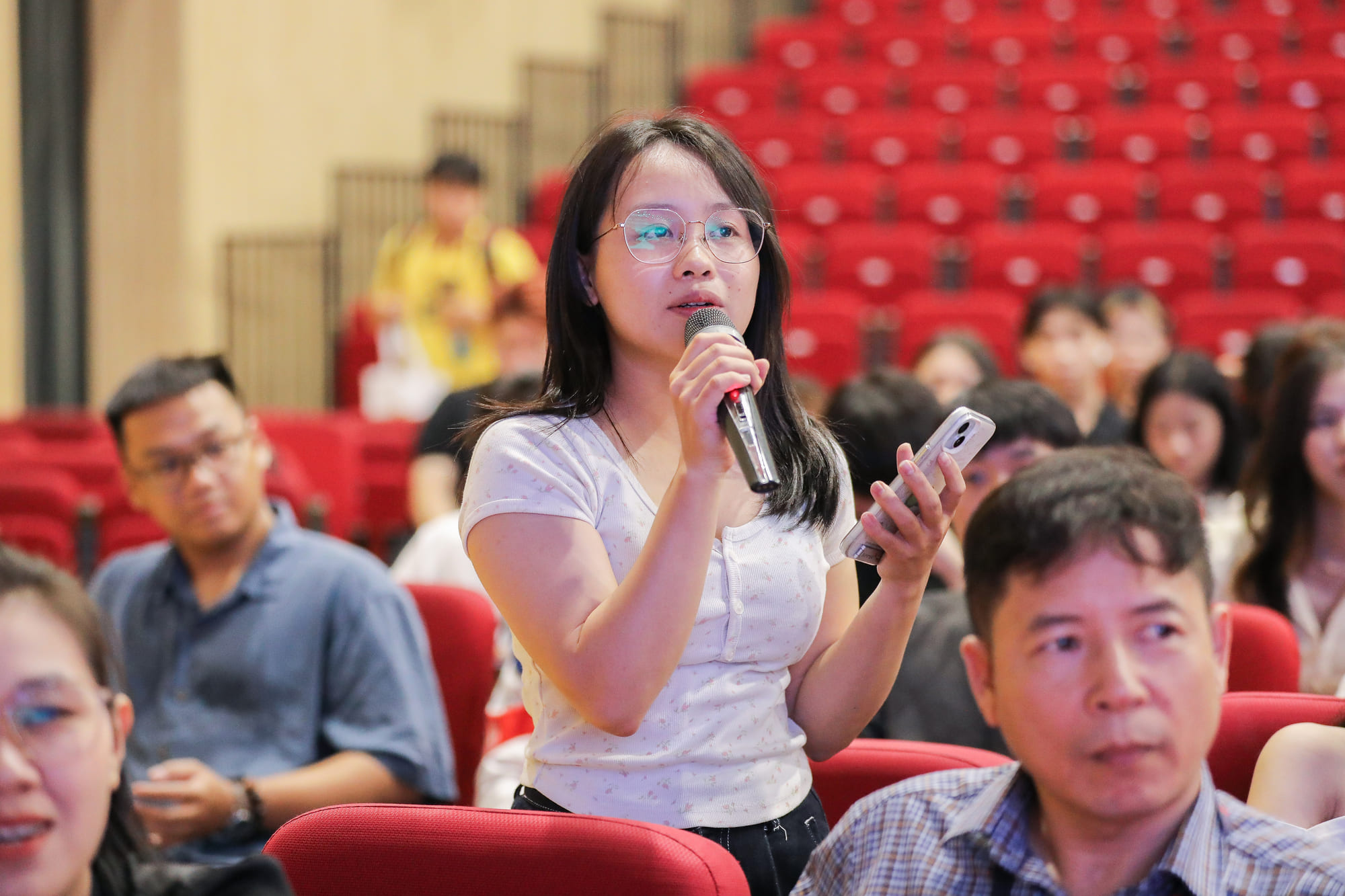 vlu-sinh-vien-khoa-29-nganh-marketing-chon-dung-nganh,-dung-dam-me-h.jpg