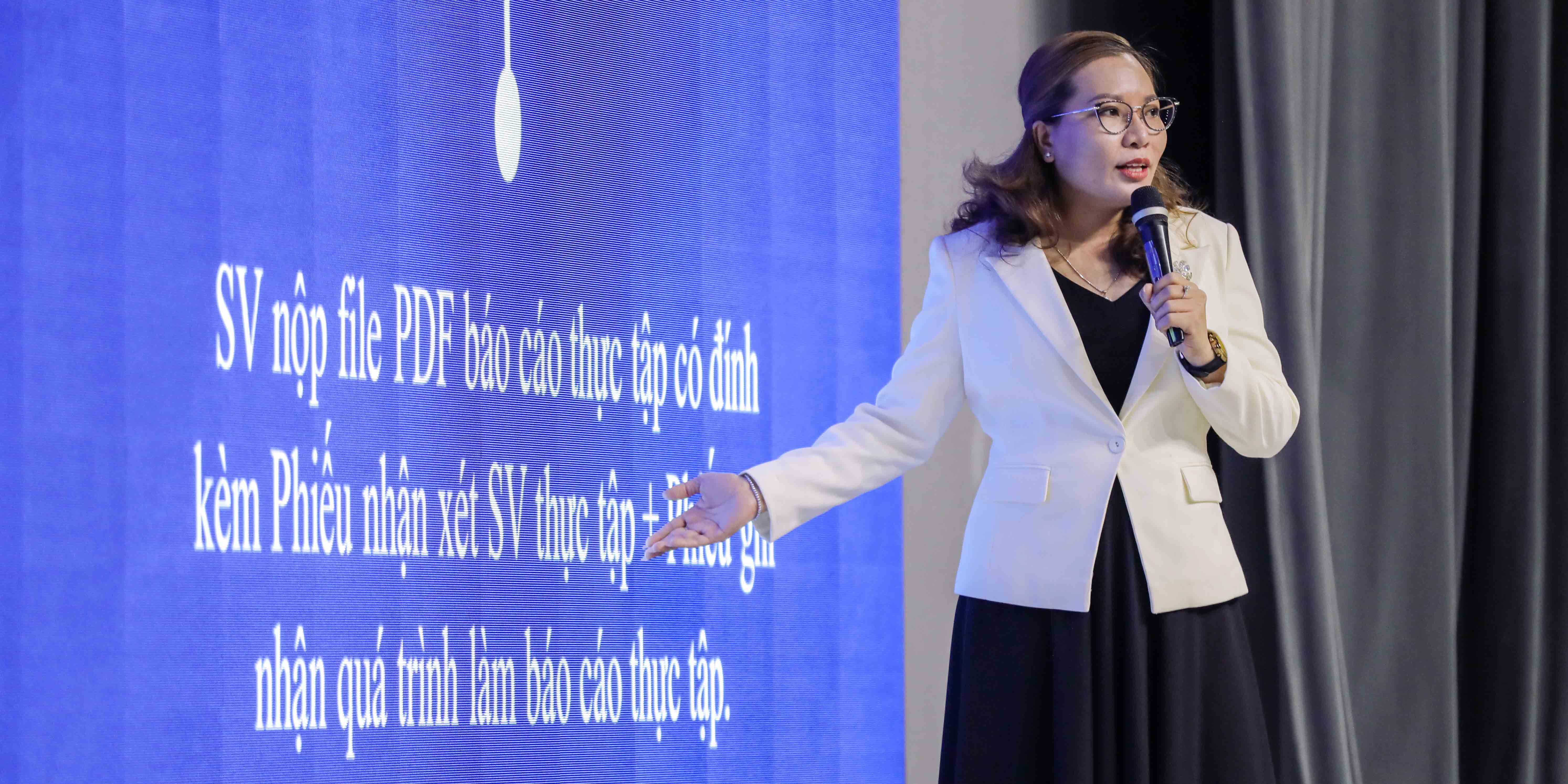 vlu-sinh-vien-khoa-quan-tri-kinh-doanh-toi-uu-gia-tri-tich-luy-sau-ky-thuc-tap-doanh-nghiep-d.jpg
