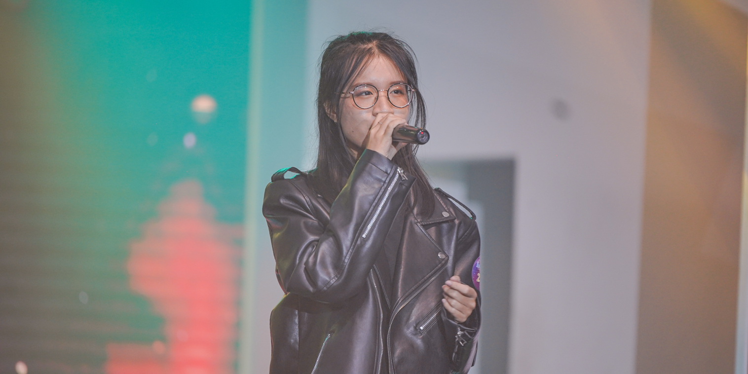 vlu-sinh-vien-rang-ham-mat-vui-het-minh-voi-rahama-talents-reunion-g.jpg