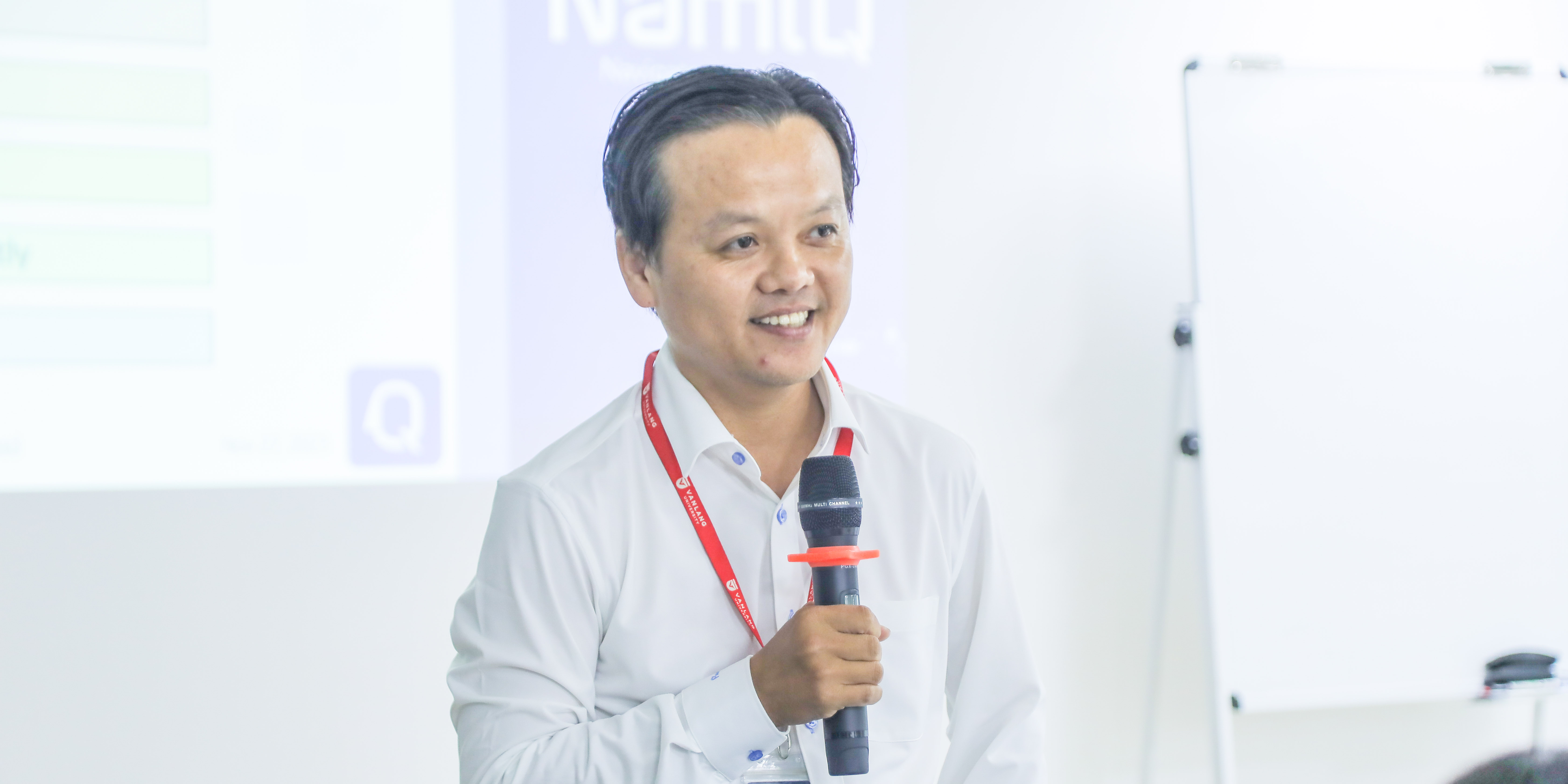 vlu-sinh-vien-va-dai-hoc-khoa-hoc-xa-hoi-singapore-cung-tim-hieu-ve-tri-tue-nhan-tao-ai-b.jpg