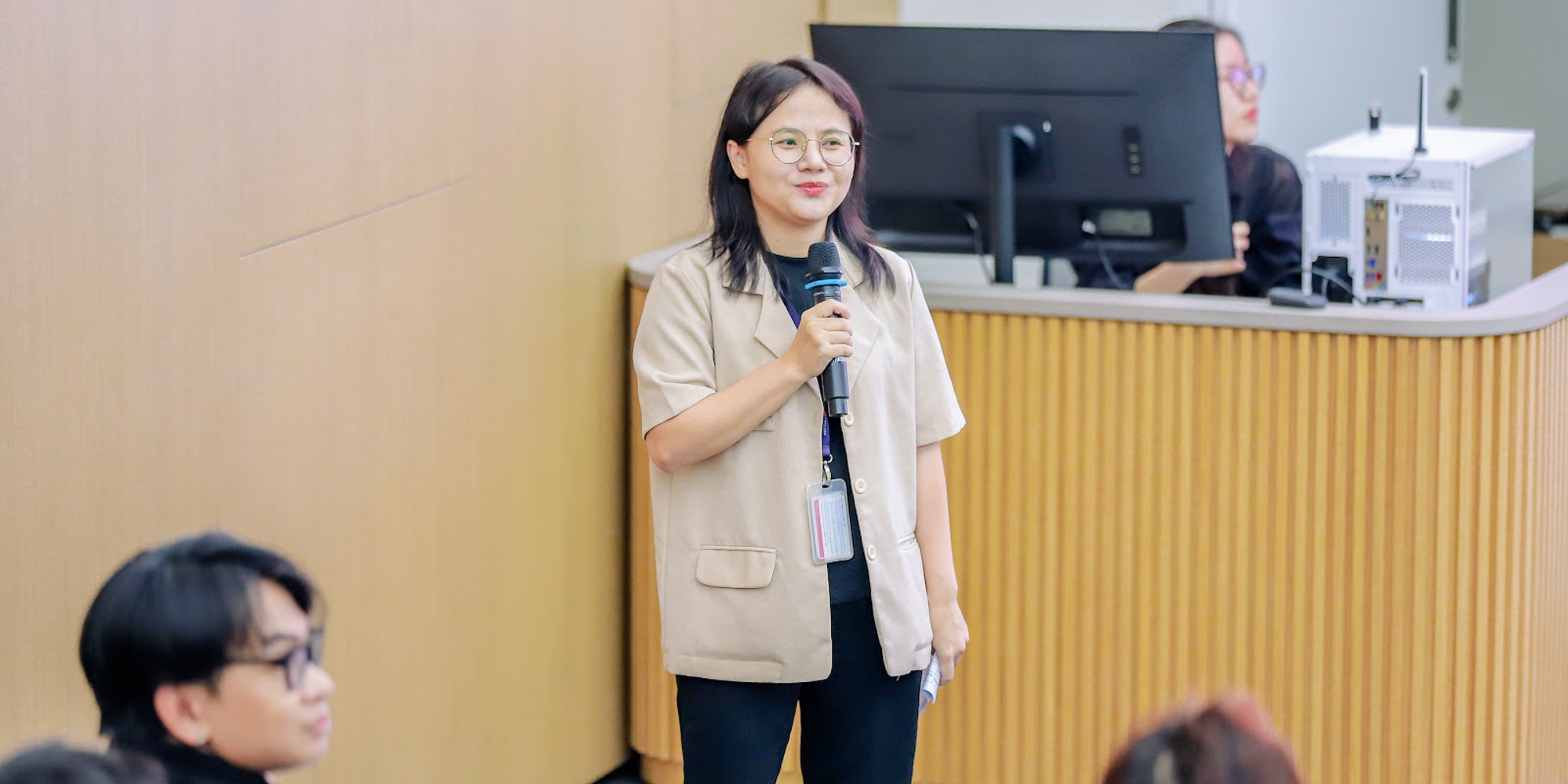vlu-sinh-vien-van-lang-the-hien-tai-nang-tai-chung-ket-cuoc-thi-thiet-ke-bao-li-xi-tet-sinh-vien-van-lang-u.jpg