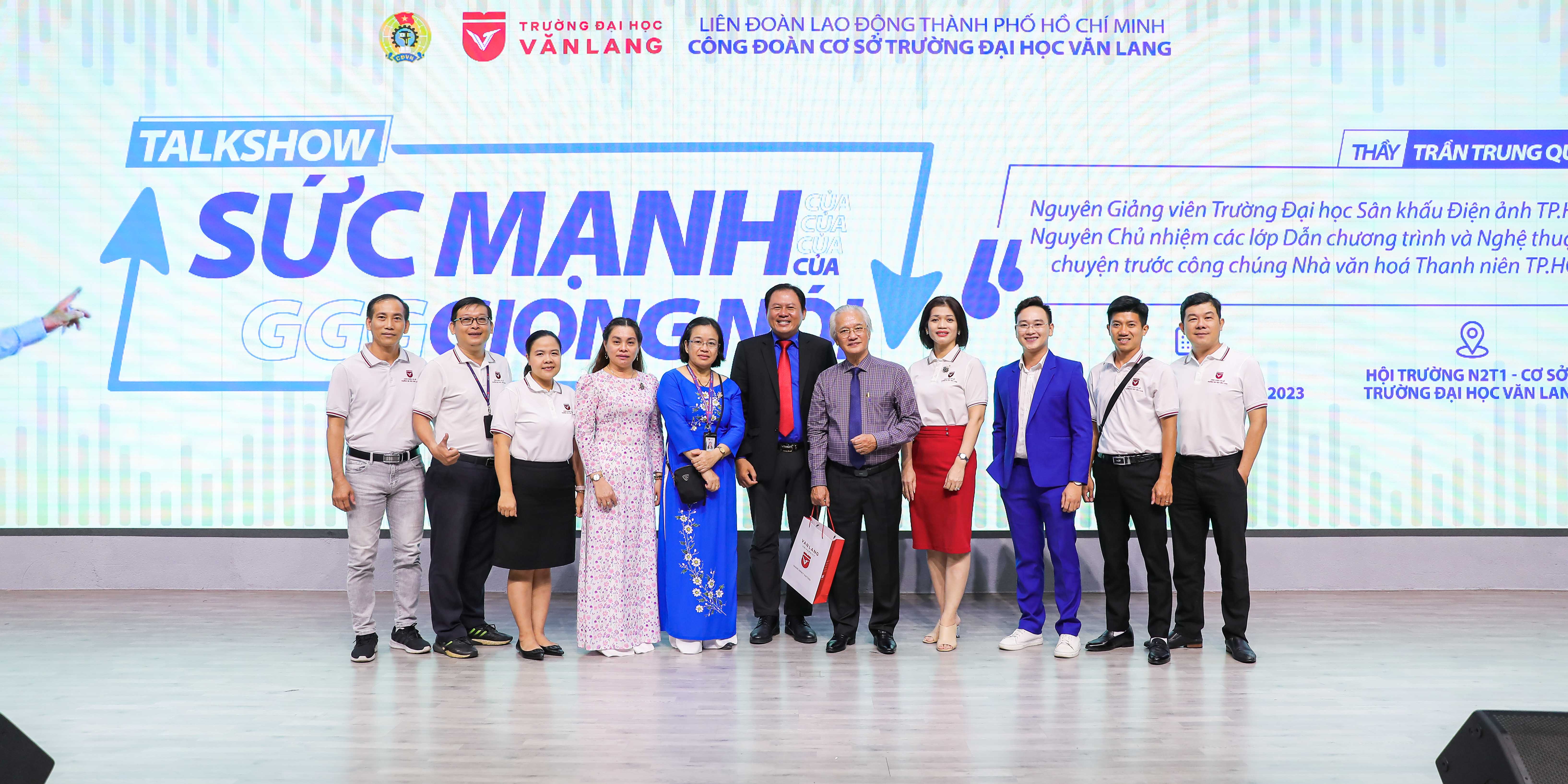 vlu-talkshow-suc-manh-cua-giong-noi-them-qua-y-nghia-cho-phai-nu-d.jpg