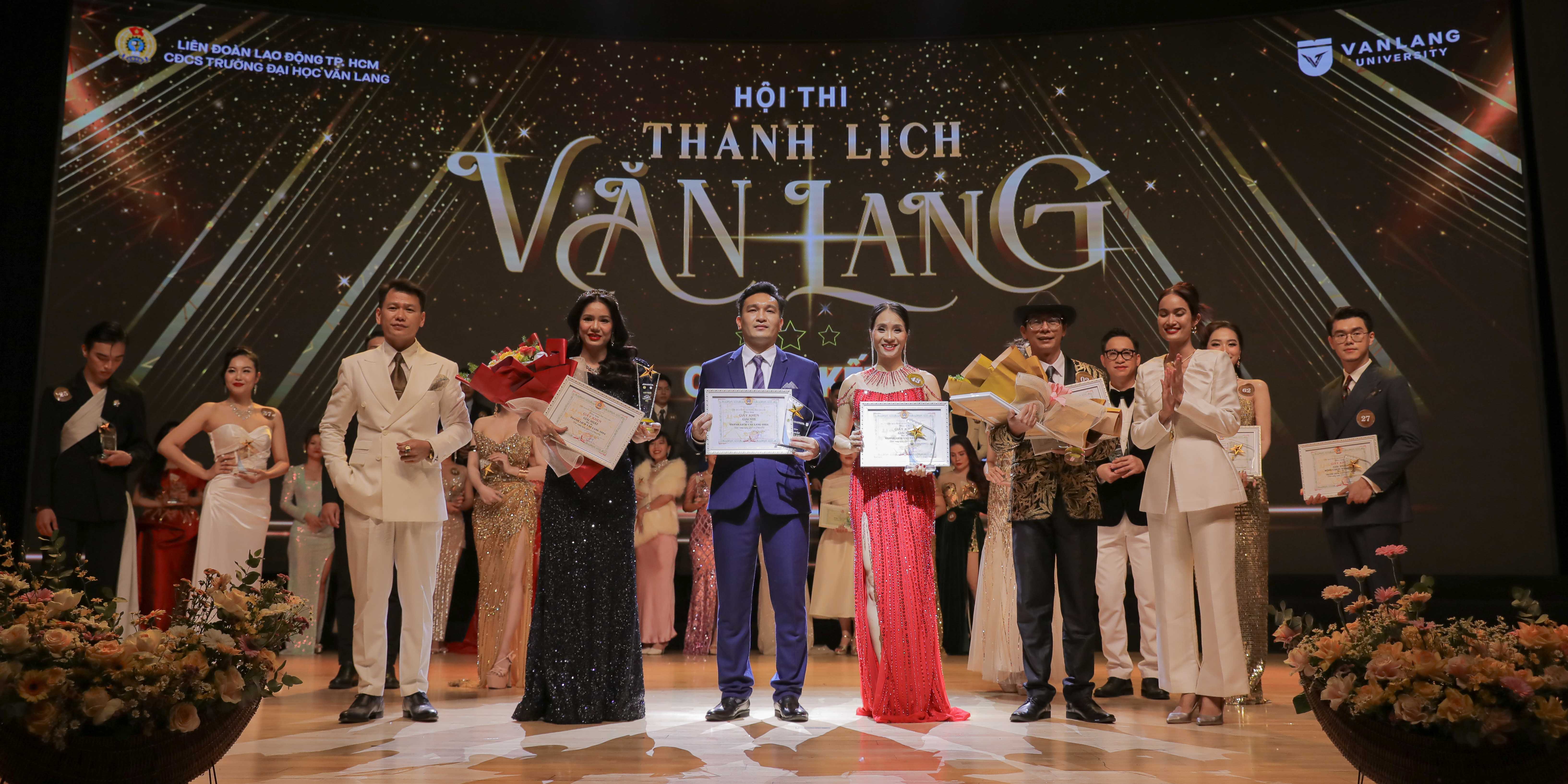 vlu-thay-co-toa-sang-tai-chung-ket-hoi-thi-thanh-lich-van-lang-2024-l.jpg