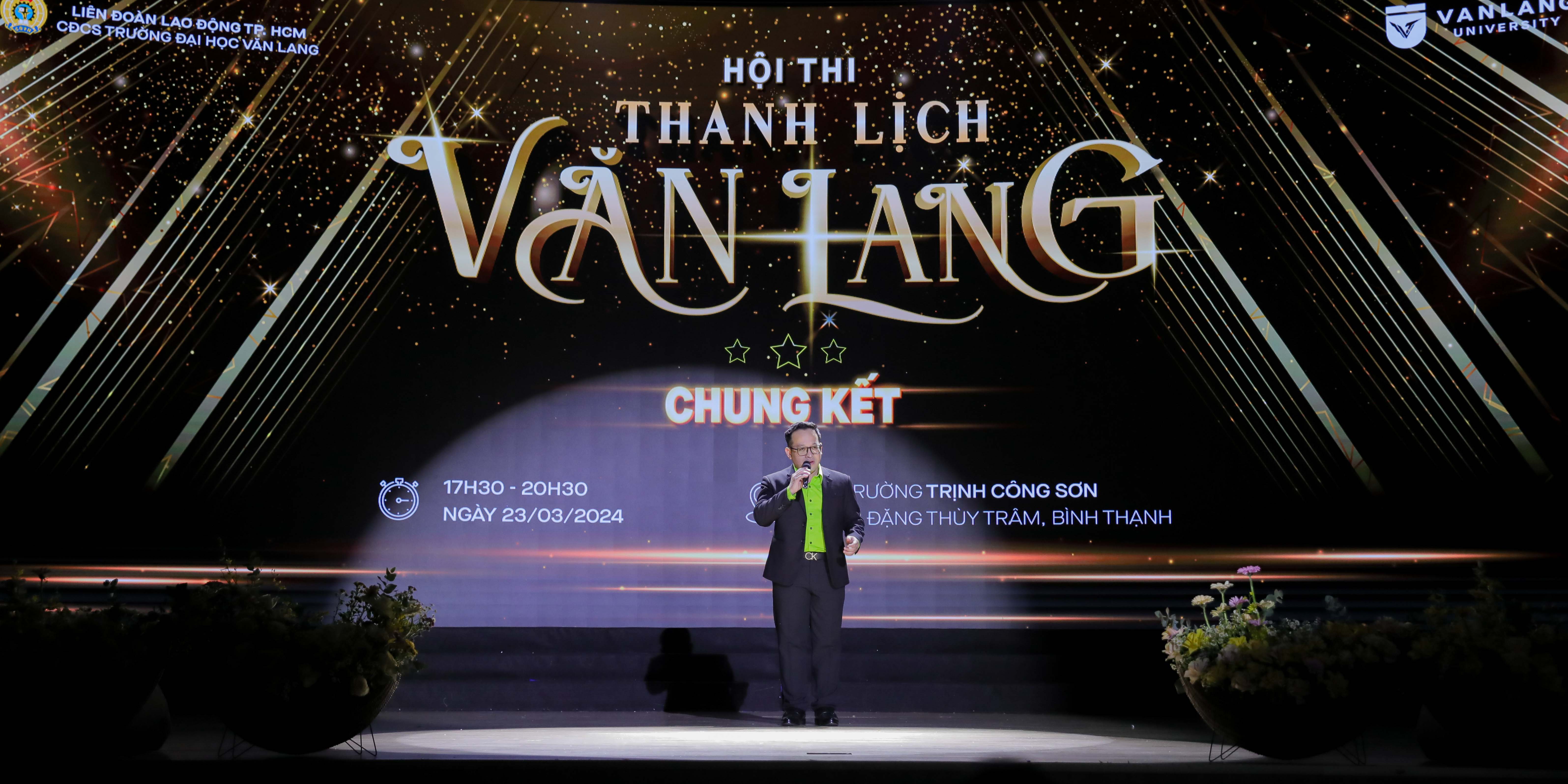 vlu-thay-co-toa-sang-tai-chung-ket-hoi-thi-thanh-lich-van-lang-2024-s.jpg