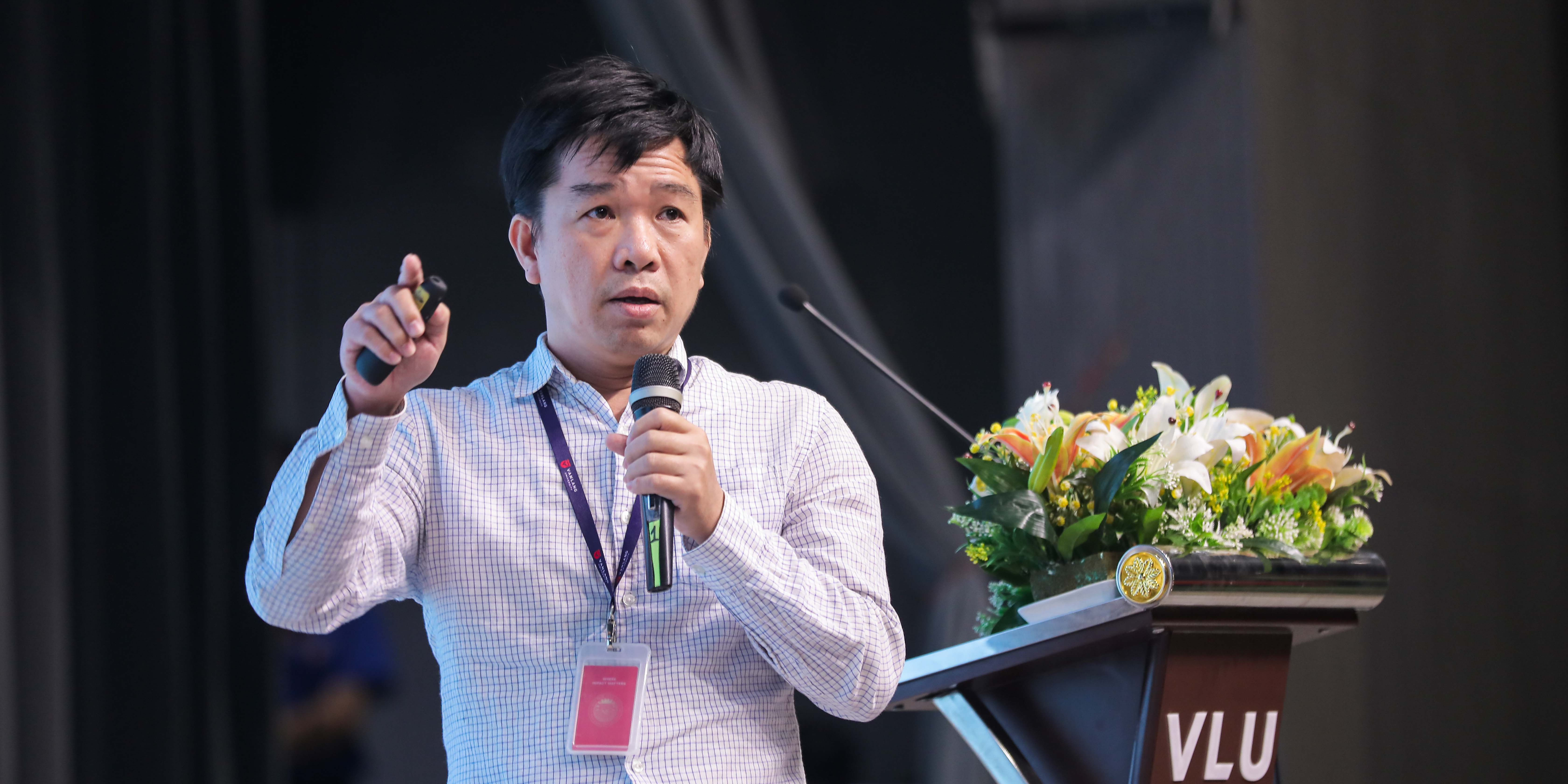 vlu-thi-truong-cong-nghe-thong-tin-nhat-ban-mien-dat-hua-cho-sinh-vien-it-vlu-e.jpg