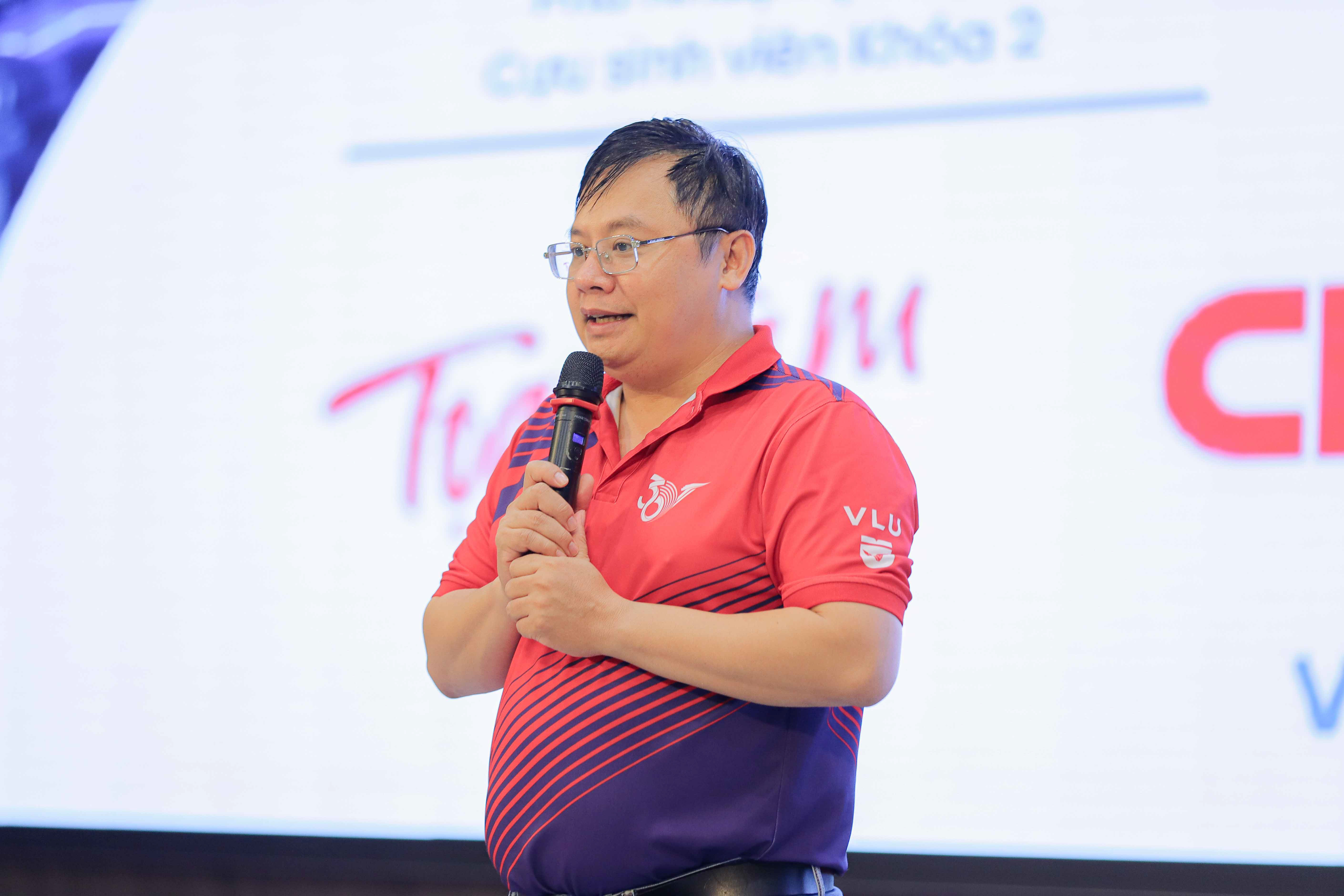 vlu-toa-dam-chuyen-nha-ke-kiem-co-hoi-gap-go-giao-luu-cung-cuu-sinh-vien-khoa-ke-toan-kiem-toan-a.jpg