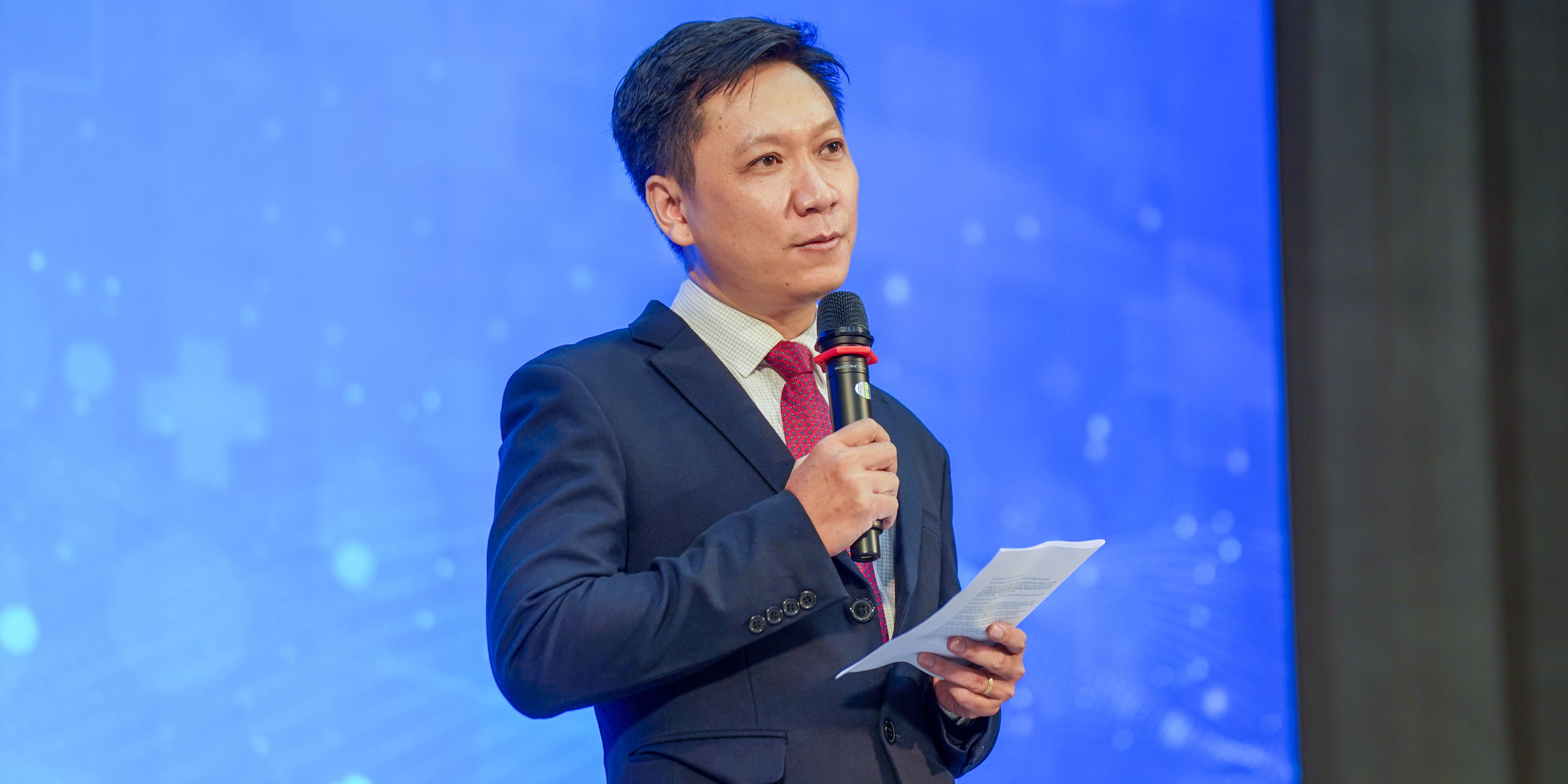 vlu-toa-dam-ket-noi-ky-niem-42-nam-ngay-nha-giao-viet-nam-gan-ket-va-tri-an-nhung-nguoi-lai-do-tham-lang-a.jpg