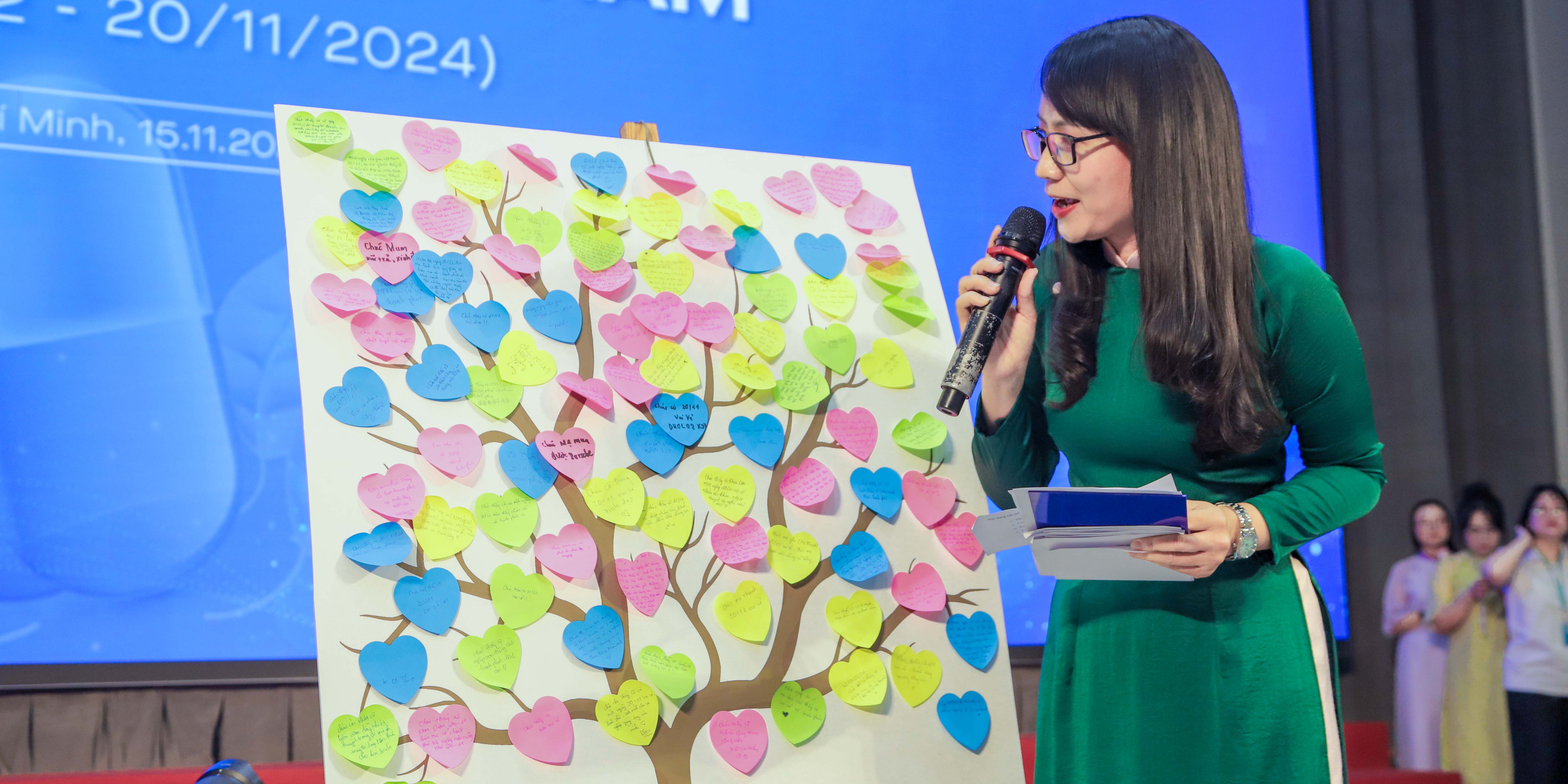 vlu-toa-dam-ket-noi-ky-niem-42-nam-ngay-nha-giao-viet-nam-gan-ket-va-tri-an-nhung-nguoi-lai-do-tham-lang-c.jpg