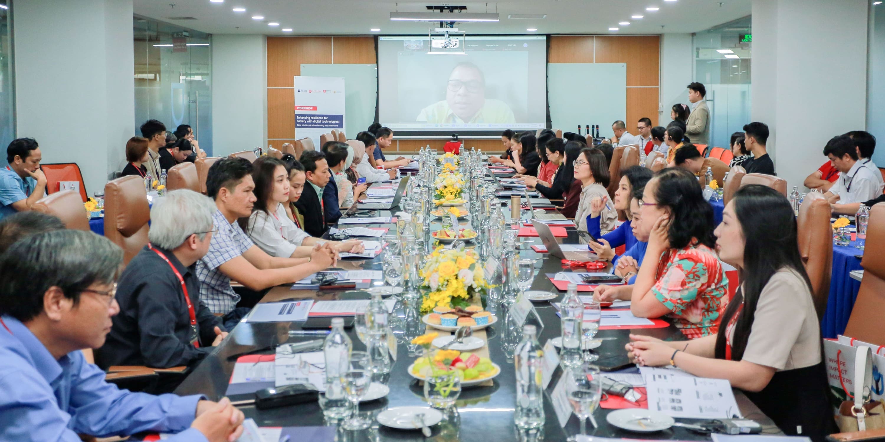 vlu-tong-ket-du-an-nghien-cuu-ve-tang-cuong-kha-nang-chong-chiu-cho-xa-hoi-bang-cong-nghe-so-nghien-cuu-dien-hinh-ve-nong-nghiep-do-thi-va-cham-soc-suc-khoe-a.jpg