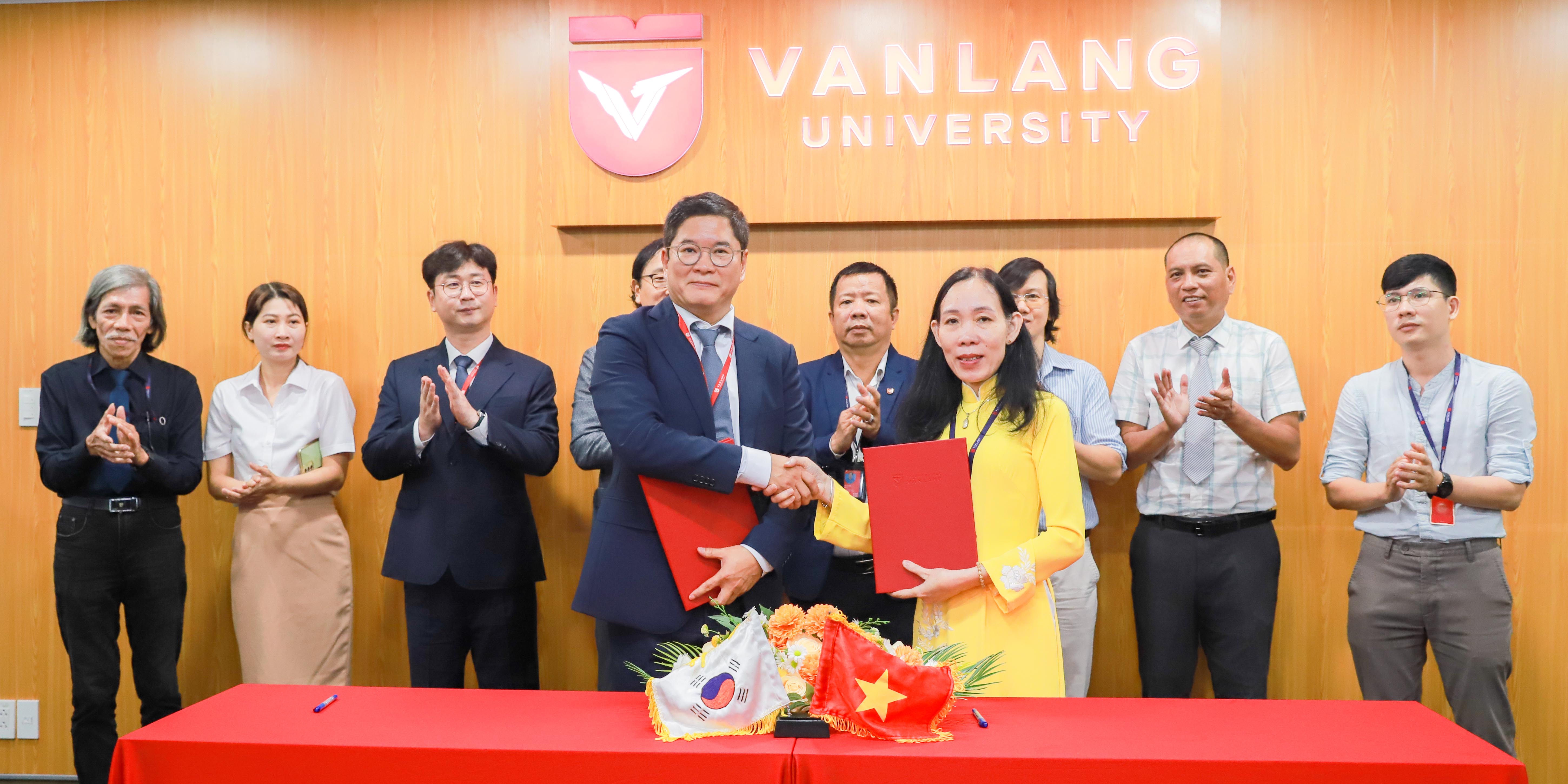 vlu-trung-tam-dao-tao-autodesk-hop-tac-cung-cong-ty-3d-focus-a.jpg