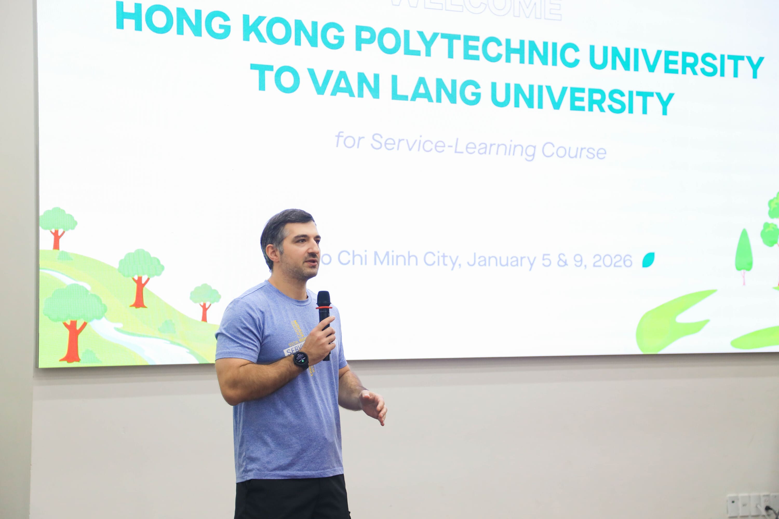 vlu-truong-dai-hoc-van-lang-to-chuc-khoa-hoc-quoc-te-ve-xay-dung-moi-truong-xanh-cung-truong-dai-hoc-bach-khoa-hong-kong-b.jpg
