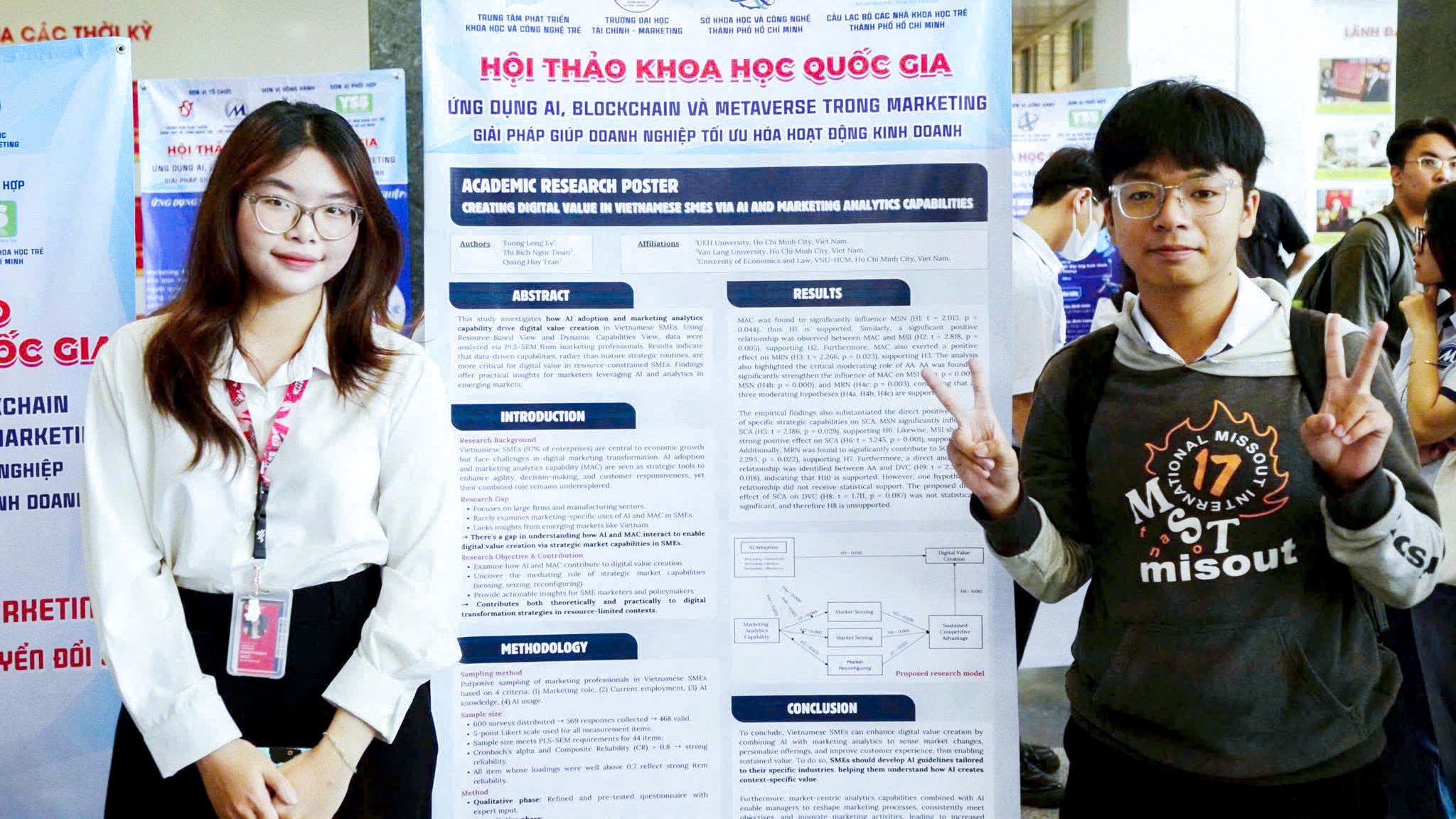 vlu-tu-hao-van-lang-sinh-vien-nganh-thuong-mai-dien-tu-dat-giai-nhat-tai-hoi-thao-khoa-hoc-quoc-gia-2025-thumb.jpg