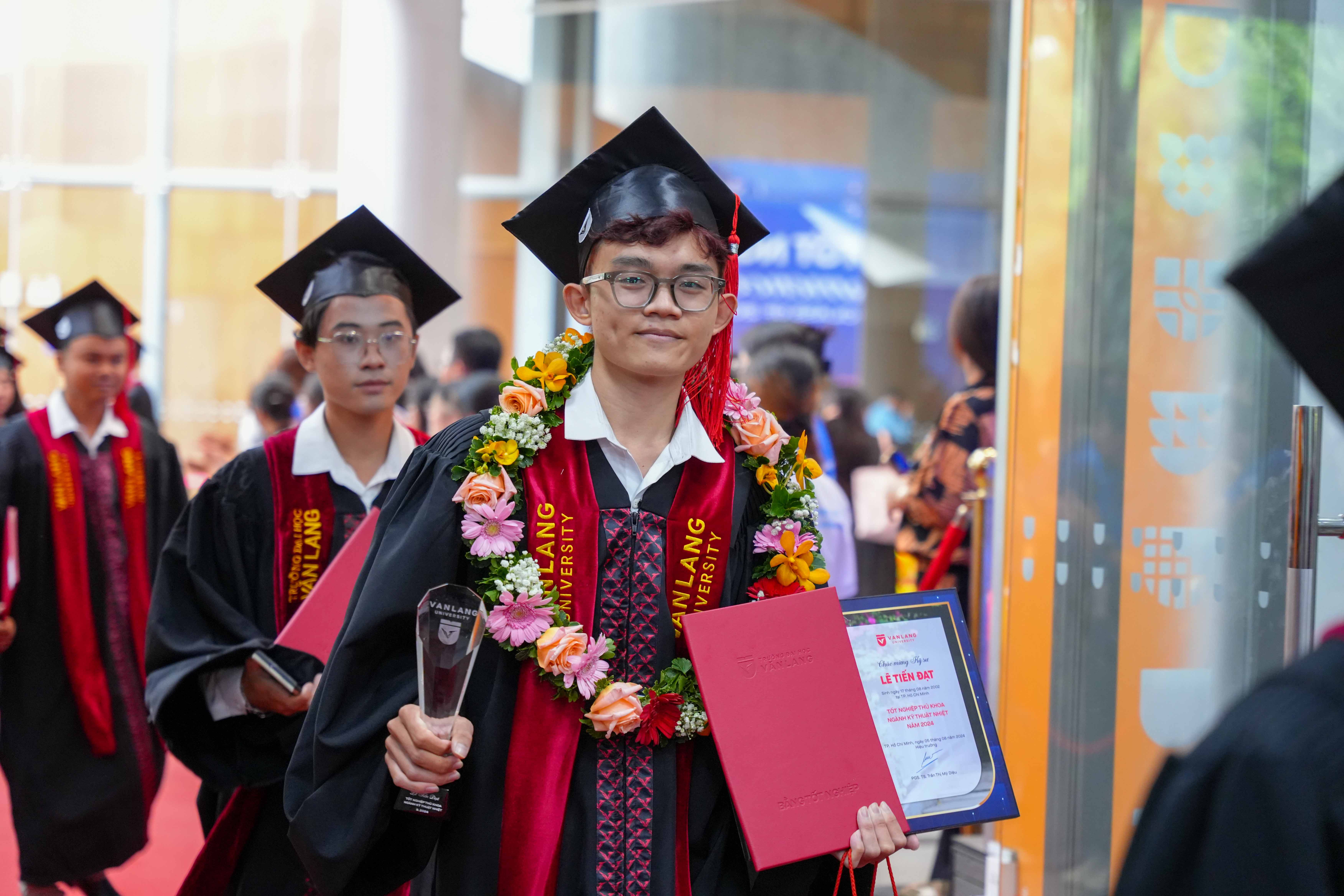 vlu-tuyen-sinh-lien-thong-dai-hoc-nam-2025-a.jpg