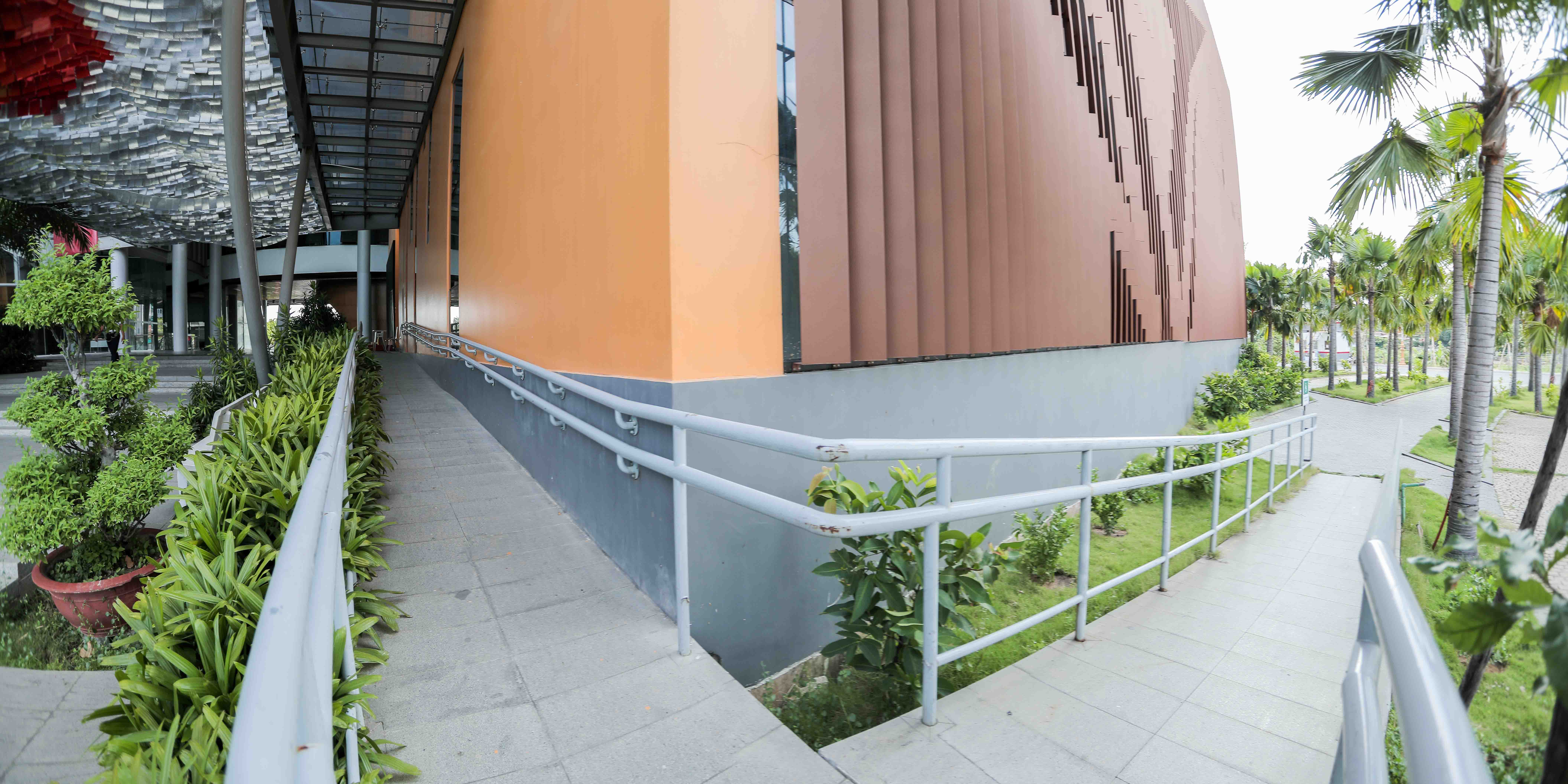 vlu-uom-mam-uoc-mo-cua-sinh-vien-khiem-khuyet-c.jpg