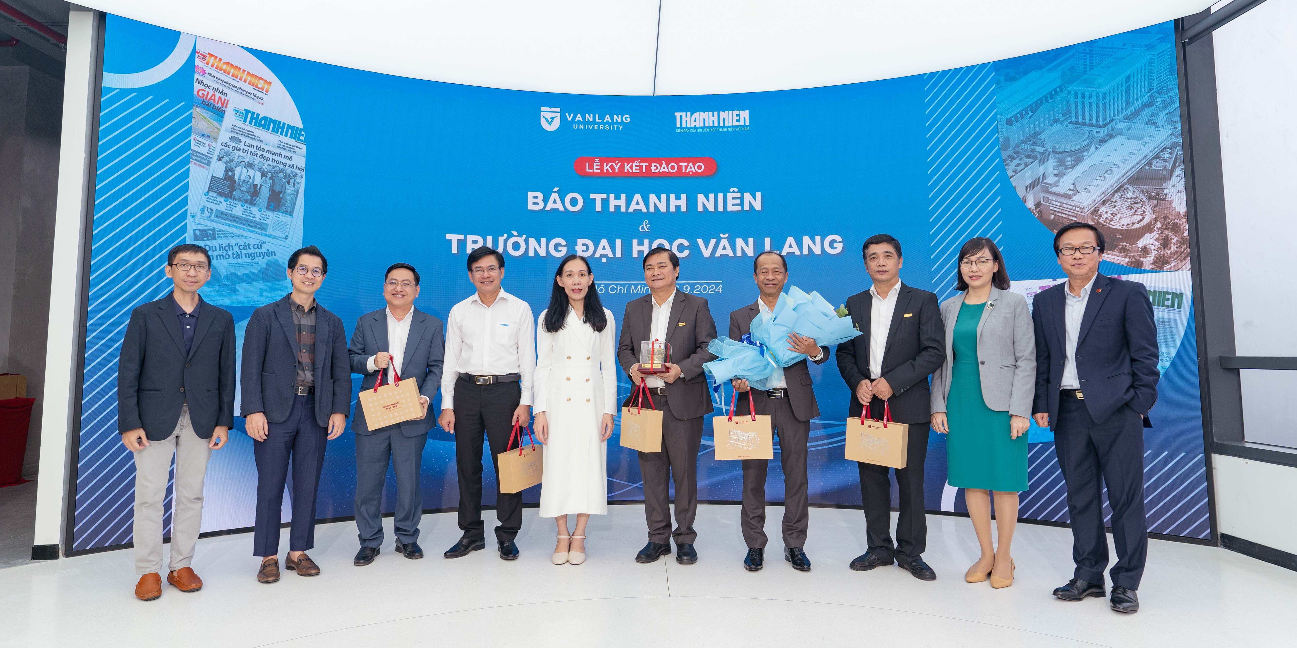 vlu-va-bao-thanh-nien-ky-ket-hop-tac-dao-tao-mo-ra-co-hoi-moi-cho-sinh-vien-nganh-truyen-thong-e.jpg