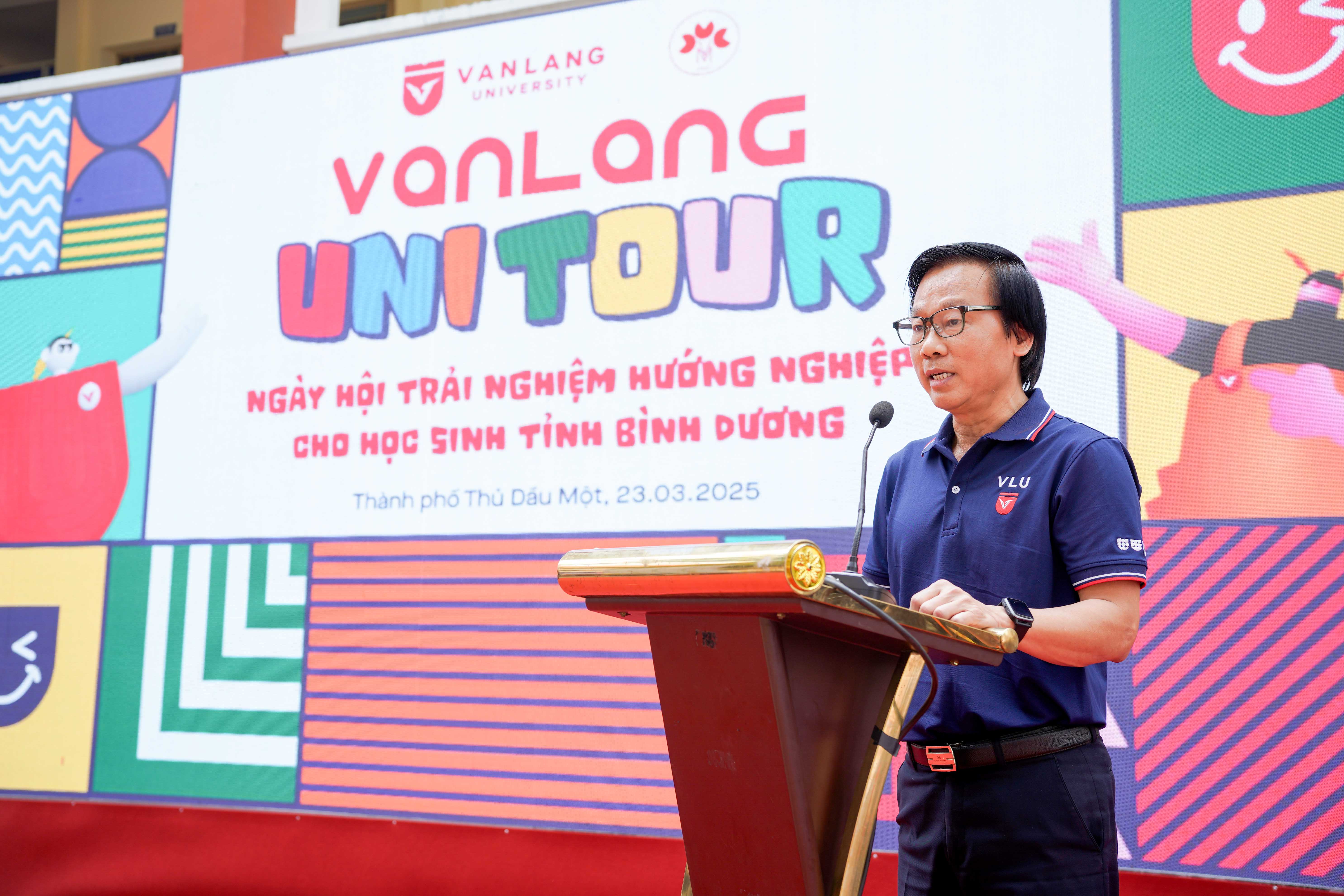 vlu-van-lang-unitour-2025-hoc-sinh-binh-duong-va-nhung-trai-nghiem-dau-tien_(3).JPG