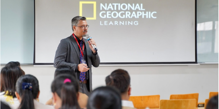 vlu-vien-ngon-ngu-truong-dai-hoc-van-lang-to-chuc-workshop-ve-phuong-phap-giang-dy-ky-nang-nghe-tieng-anh-hieu-qua-b.png