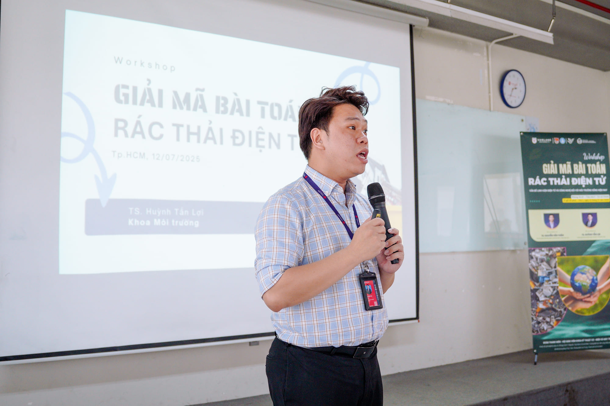vlu-workshop-giai-ma-bai-toan-rac-thai-dien-tu-nang-cao-nhan-thuc-rac-thai-dien-tu-va-bao-ve-moi-truong-b.jpg