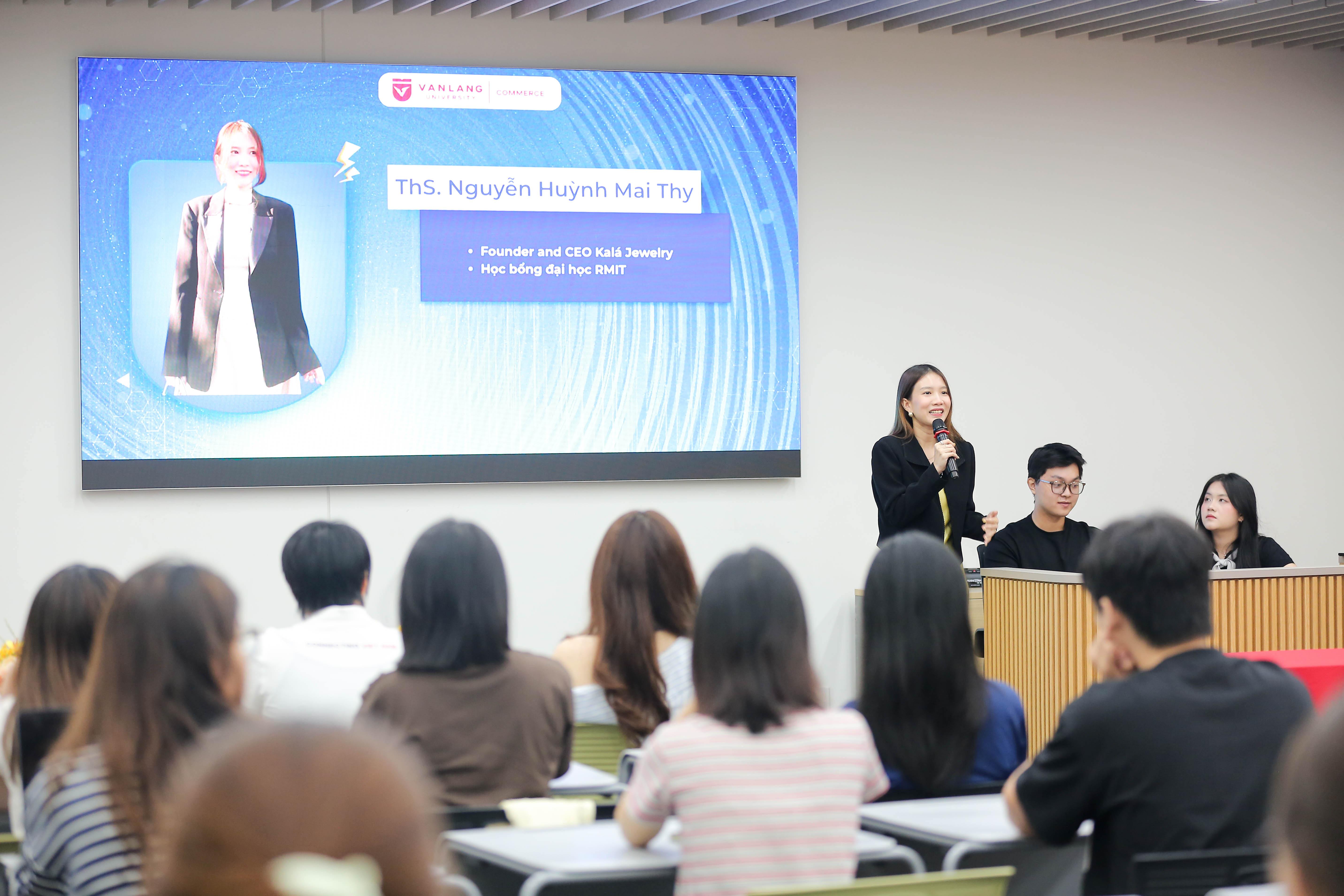 workshop-academic-excellent-blueprint:-bi-quyet-chinh-phuc-hoc-bong-toan-cau-va-but-pha-trong-su-nghiep-tuong-lai-b.jpg