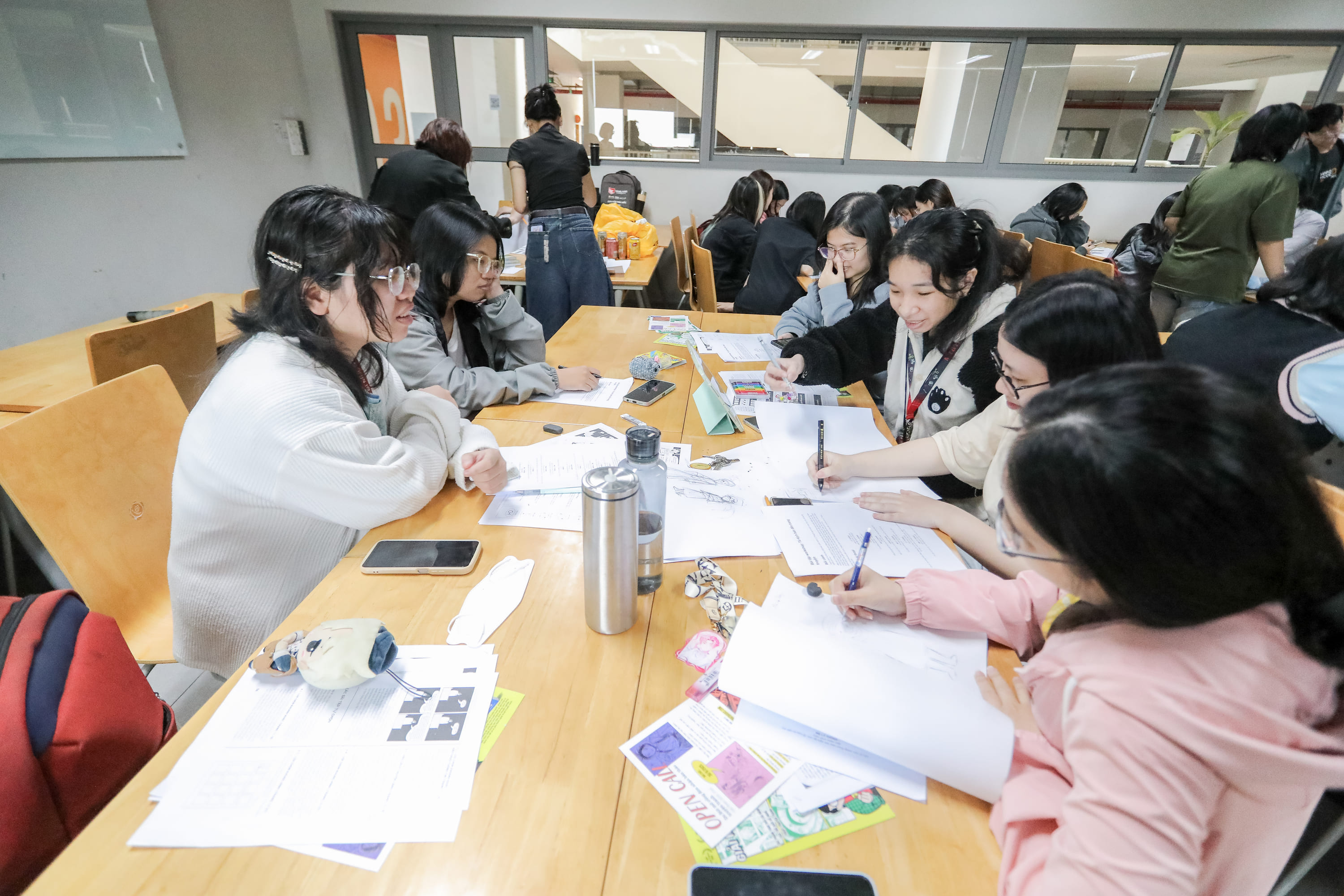xay-dung-tu-duy-ke-chuyen-bang-hinh-anh-qua-workshop-tu-kich-ban-truyen-tranh-den-trang-truyen-d.jpg